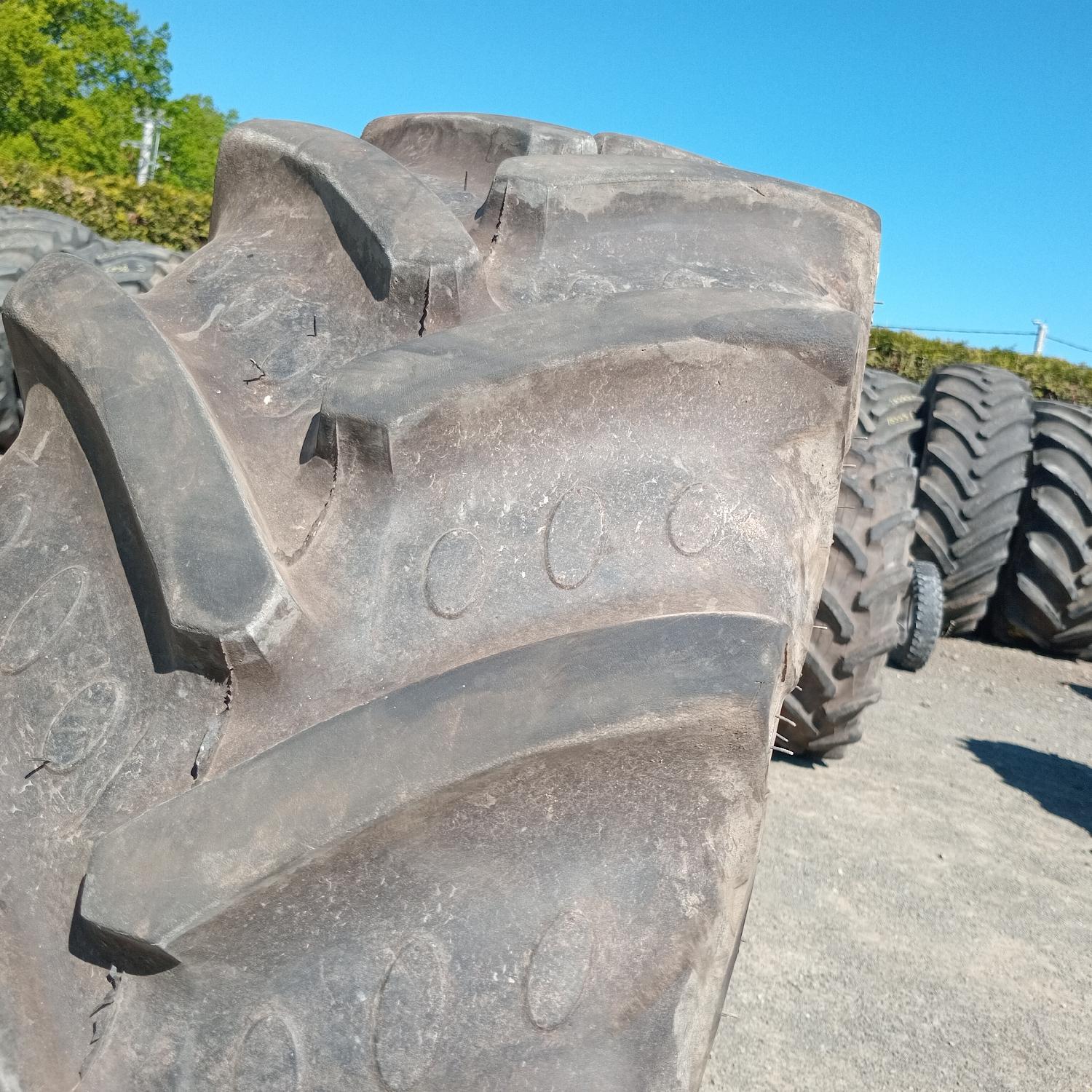  Cauciucuri 380/70R24  Bkt