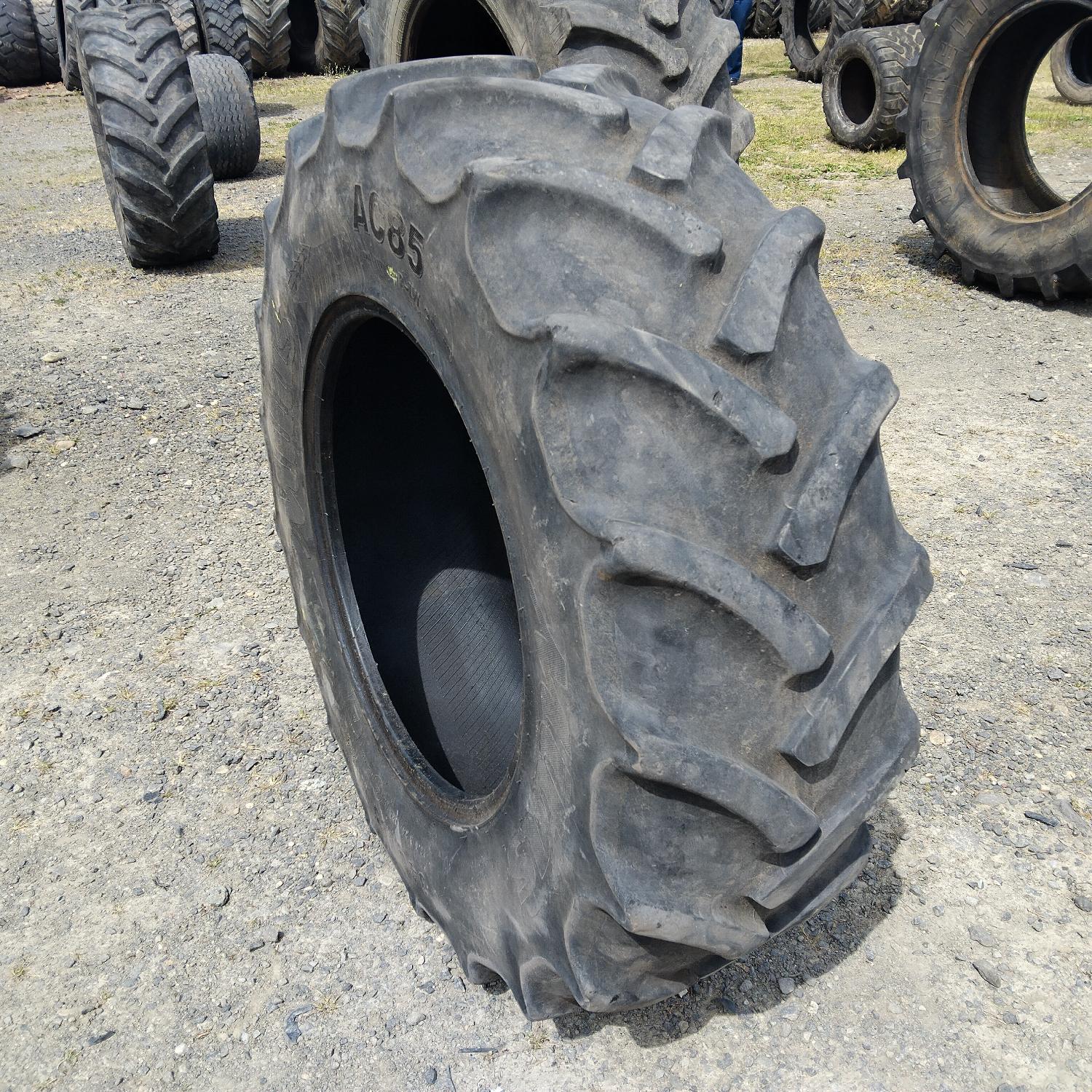  Cauciucuri 340/85R24 (13.6R24) Mitas