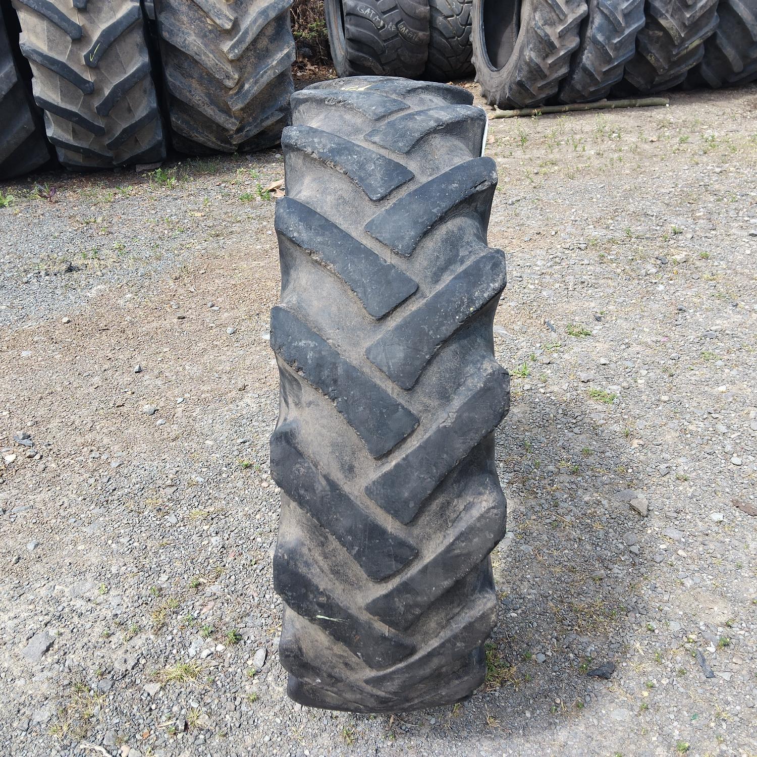  Cauciucuri 10.5-20 (280/80R20) Semperit