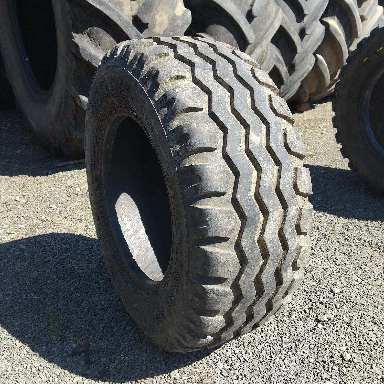  Cauciucuri 10.0/75-15.3 (260/70R15.3) Viskafors