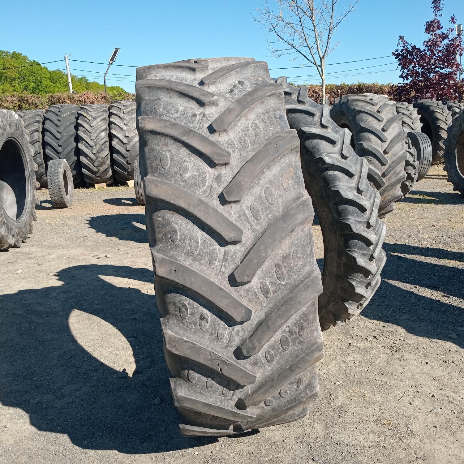  Cauciucuri 520/70R38  Bkt