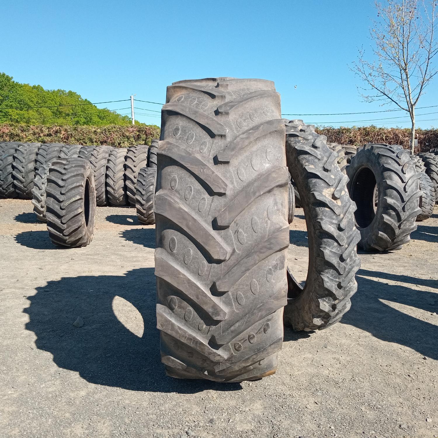  Cauciucuri 580/70R38  Bkt