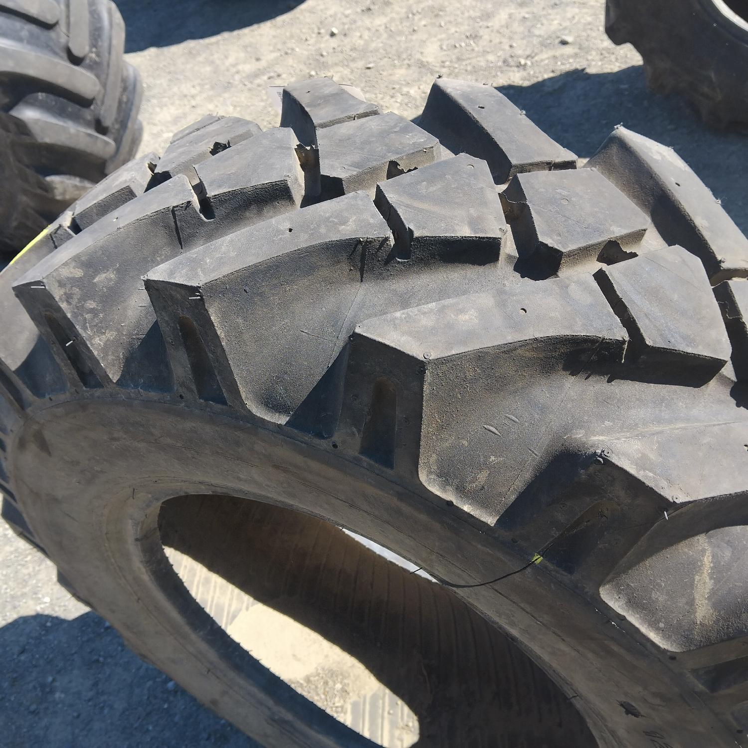  Cauciucuri 12.5-20 (335/80R20) Rigdon