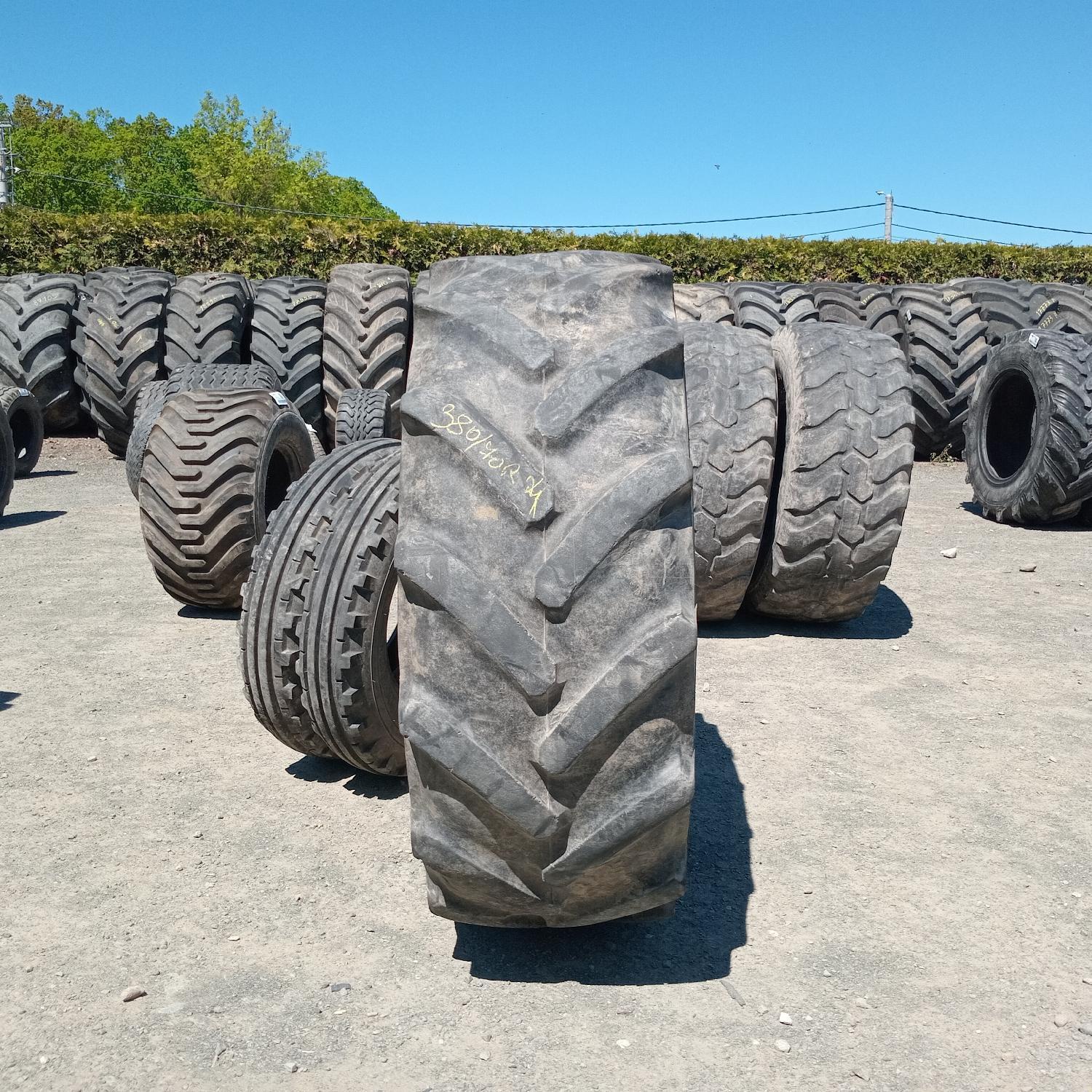  Cauciucuri 380/70R24  Continental