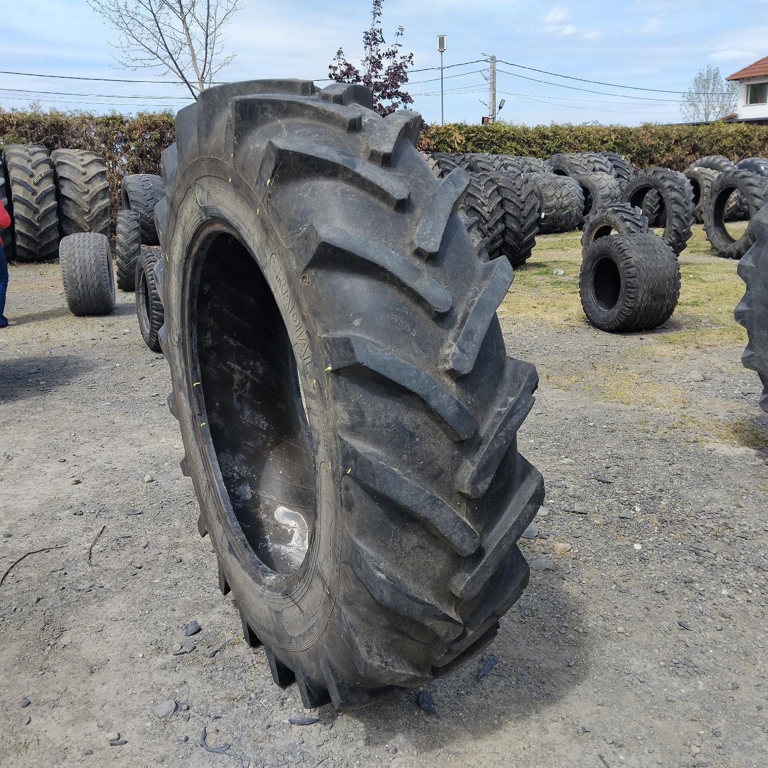 Cauciucuri 16.9R34 (420/85R34) Semperit