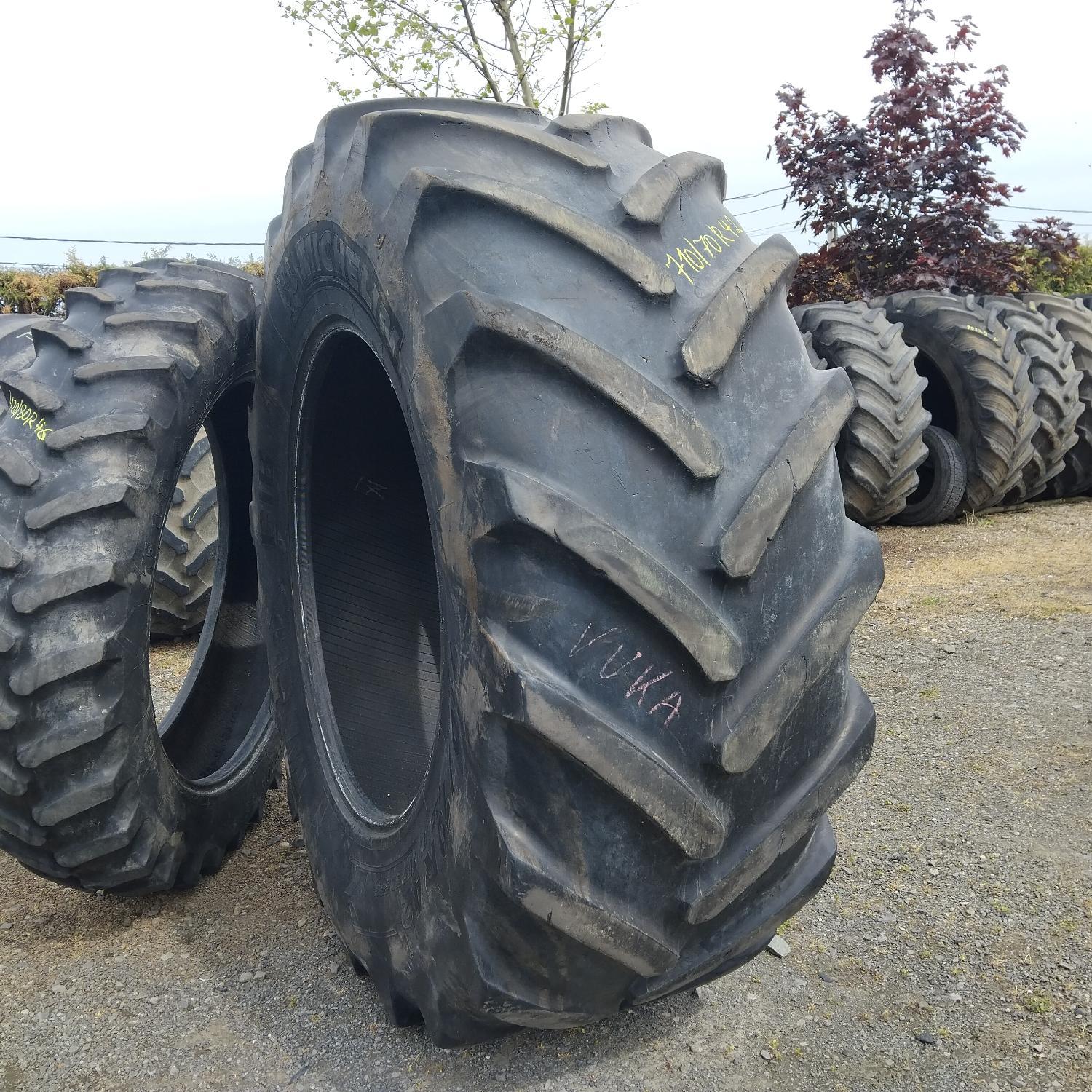  Cauciucuri 710/70R42  Michelin