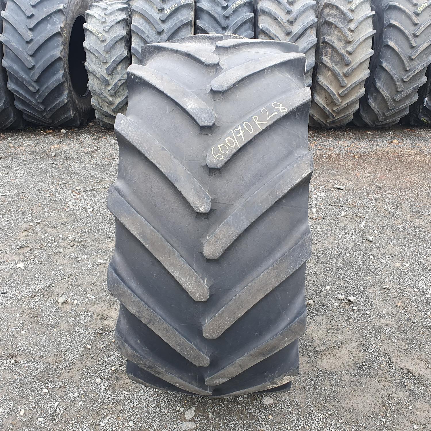  Cauciucuri 600/70R28  Michelin