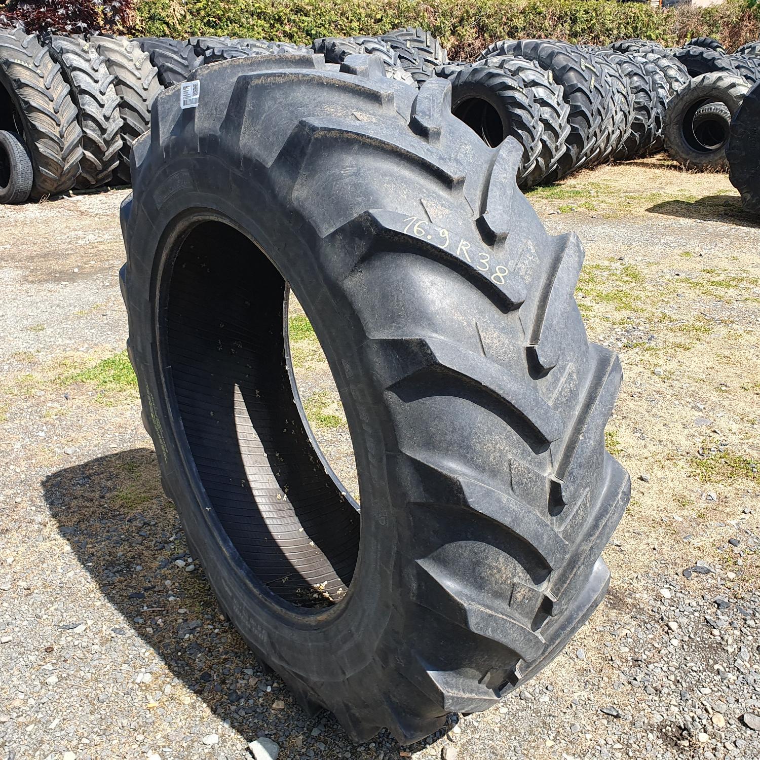  Cauciucuri 420/85R38 (16.9R38) Michelin