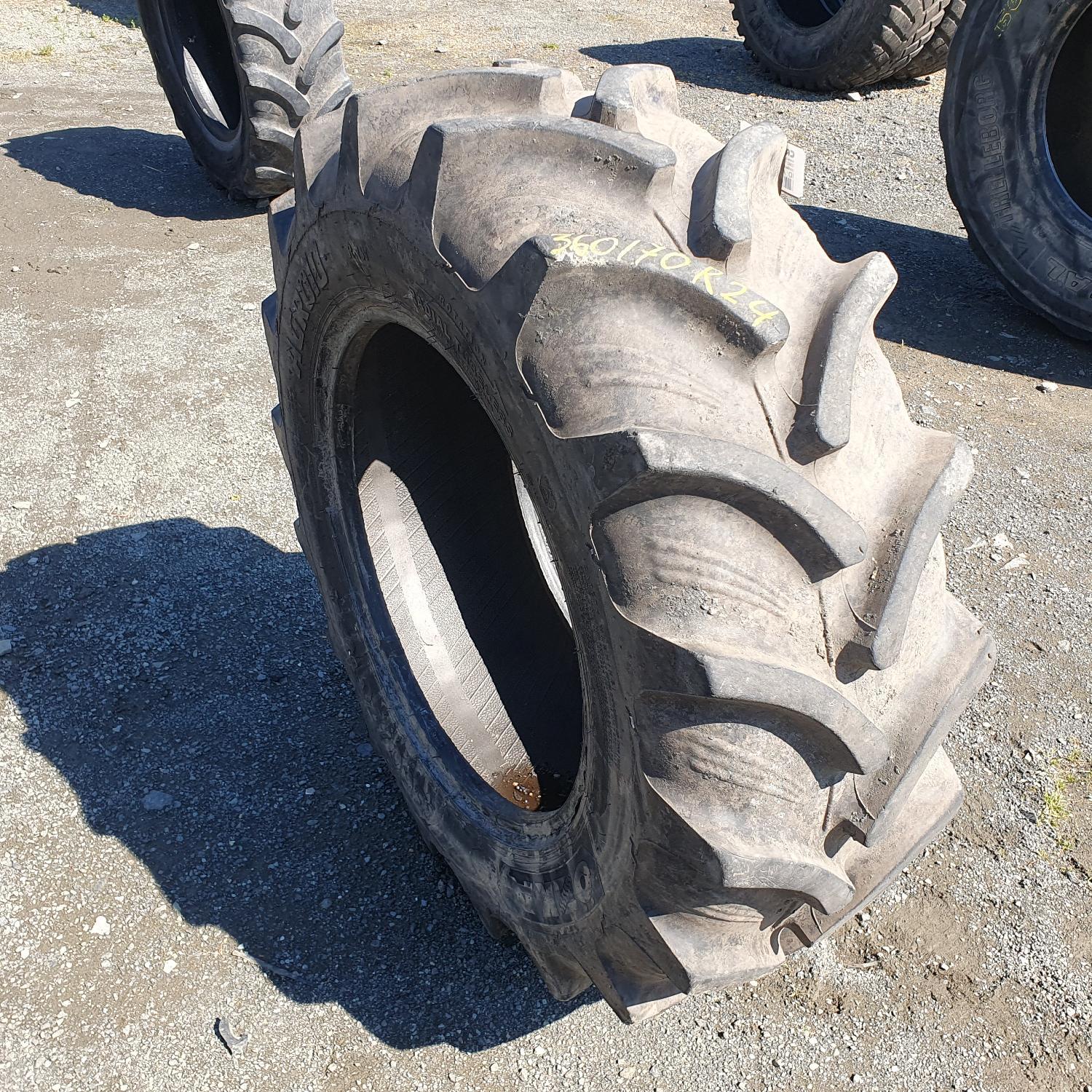  Cauciucuri 360/70R24  Ozka
