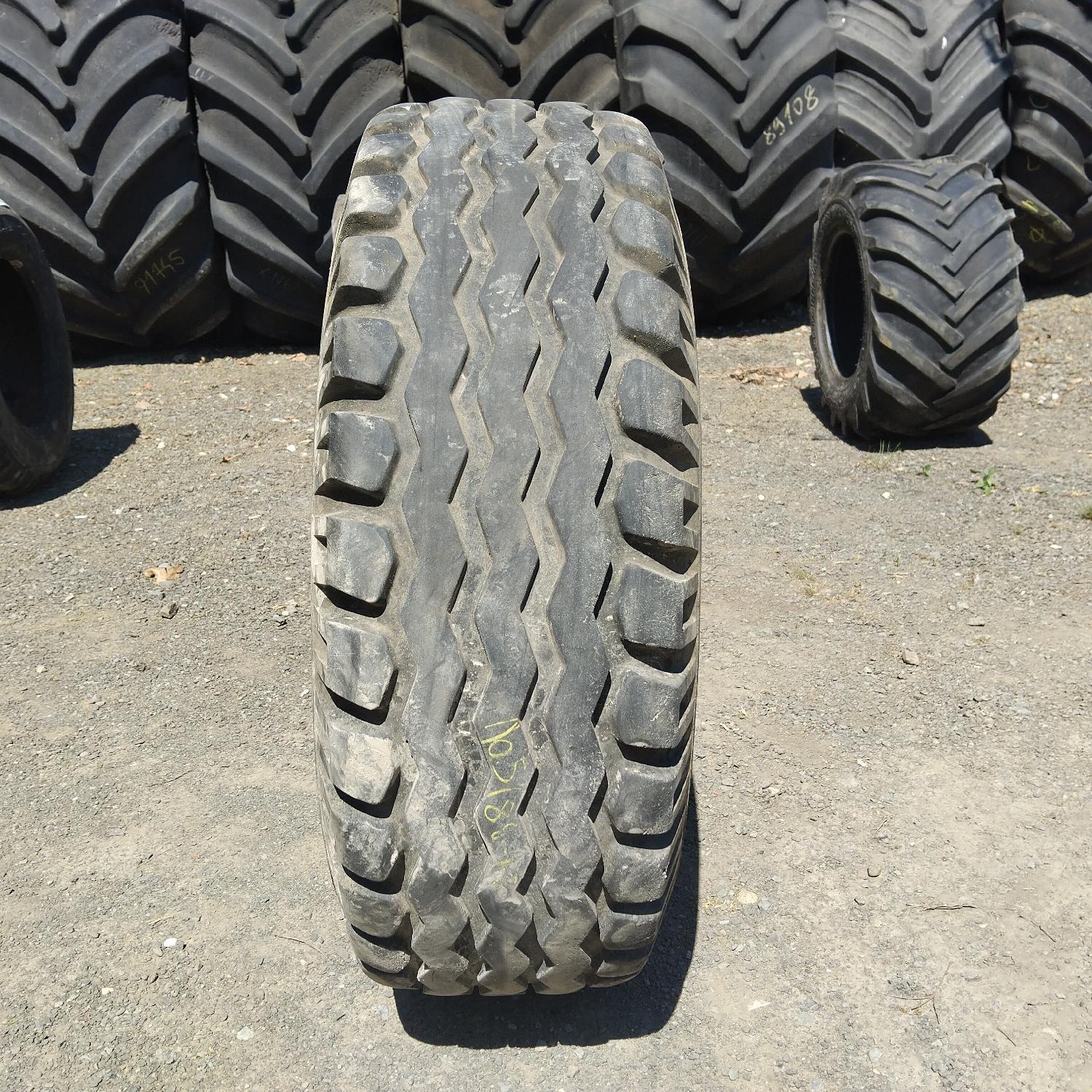  Cauciucuri 10.5/80-18 (10.5R18) Goodyear