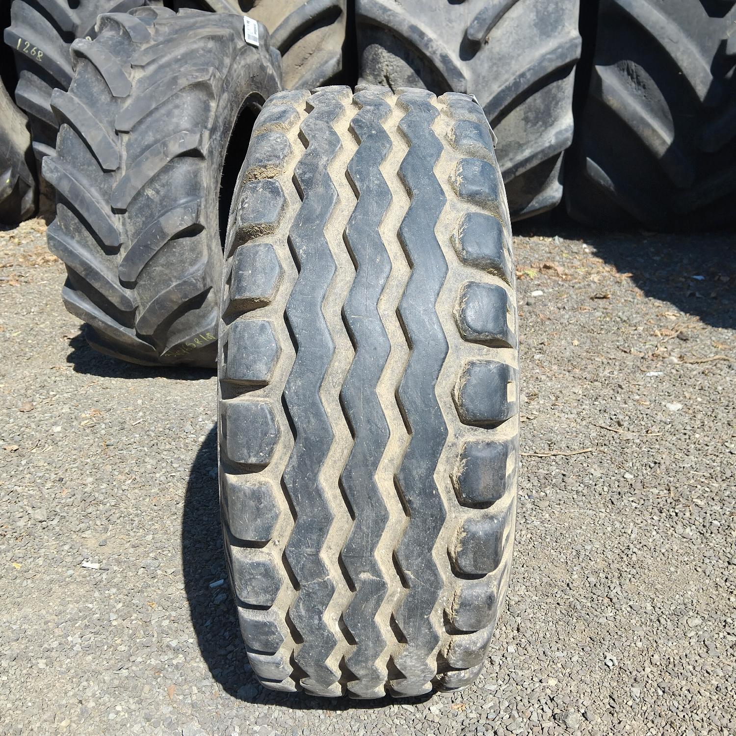  Cauciucuri 10.0/80-12  Bkt