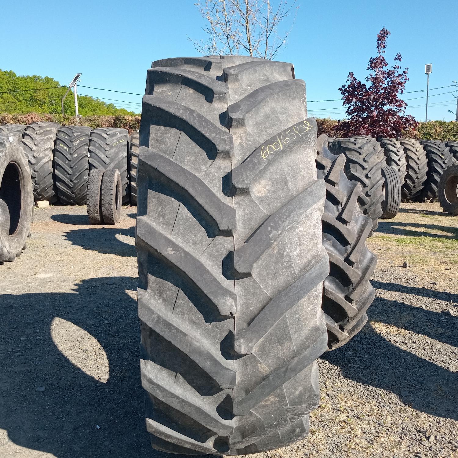  Cauciucuri 600/65R38  Pirelli