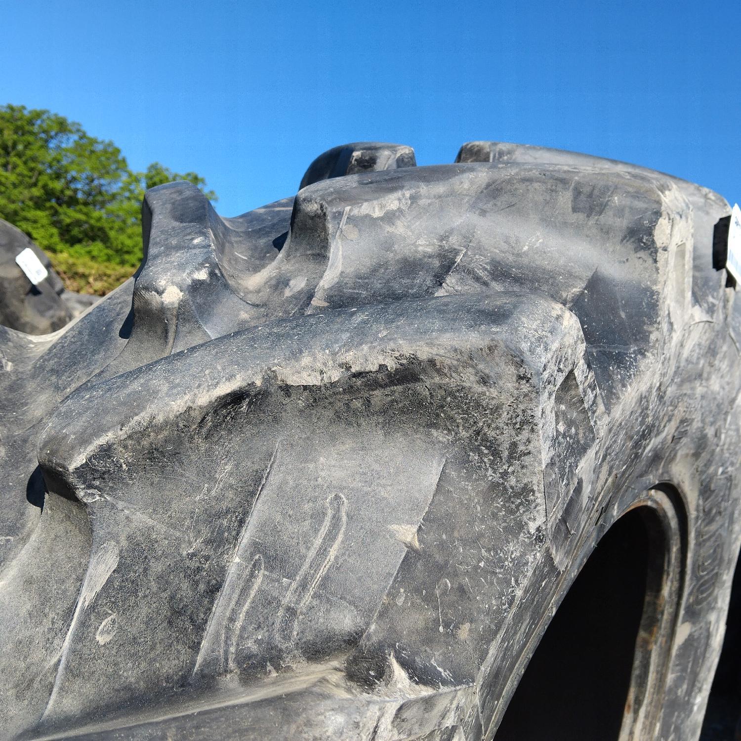  Cauciucuri 420/70R24  Pirelli