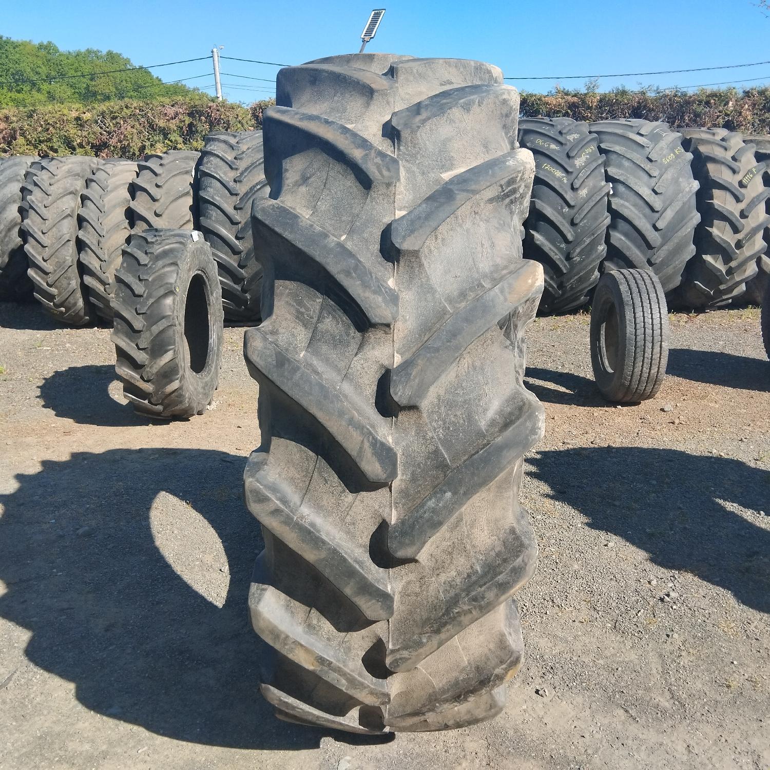  Cauciucuri 520/70R38  Pirelli