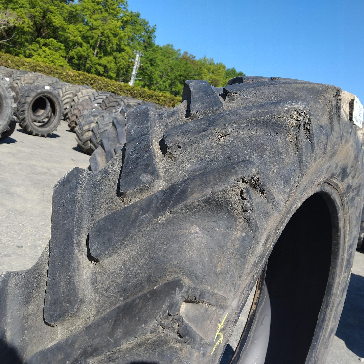  Cauciucuri 12.4-32 (320/85R32) Semperit