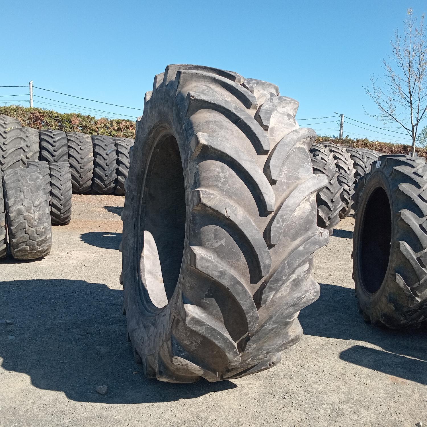  Cauciucuri 600/65R38  Vredestein
