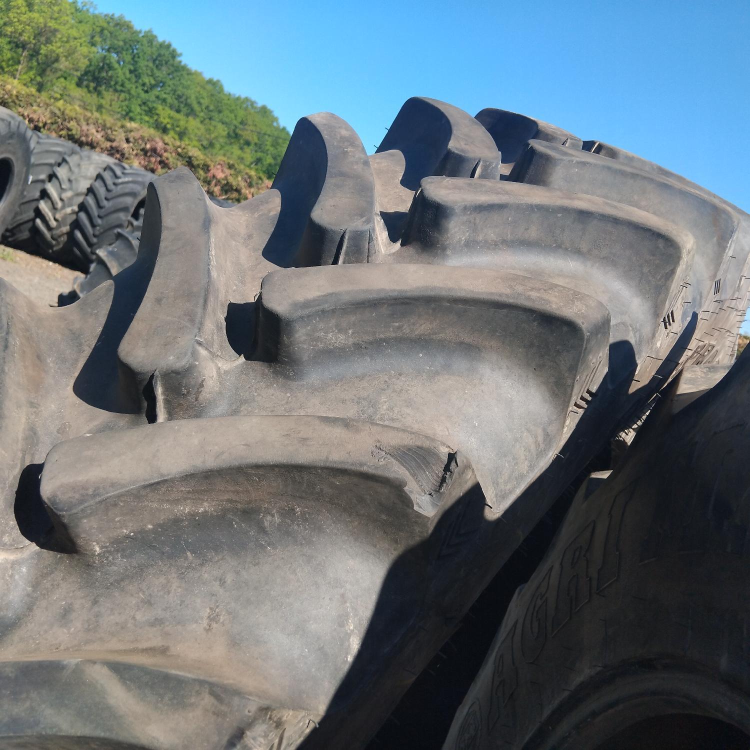  Cauciucuri 380/90R46  Alliance