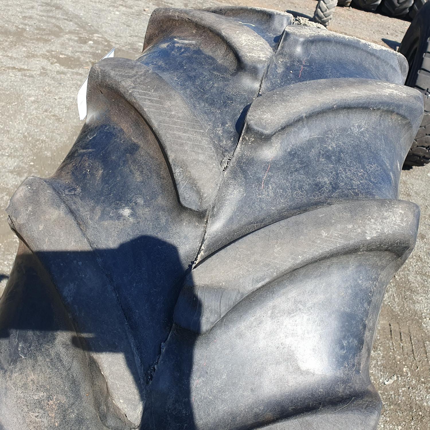  Cauciucuri 420/70R24  Firestone