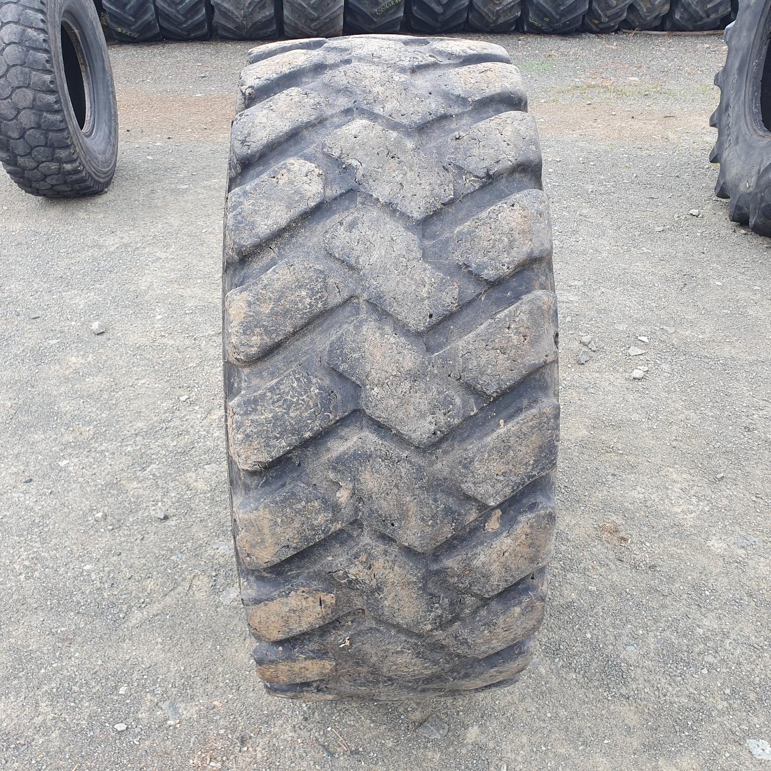  Cauciucuri 460/70R24 (17.5R24) Bkt