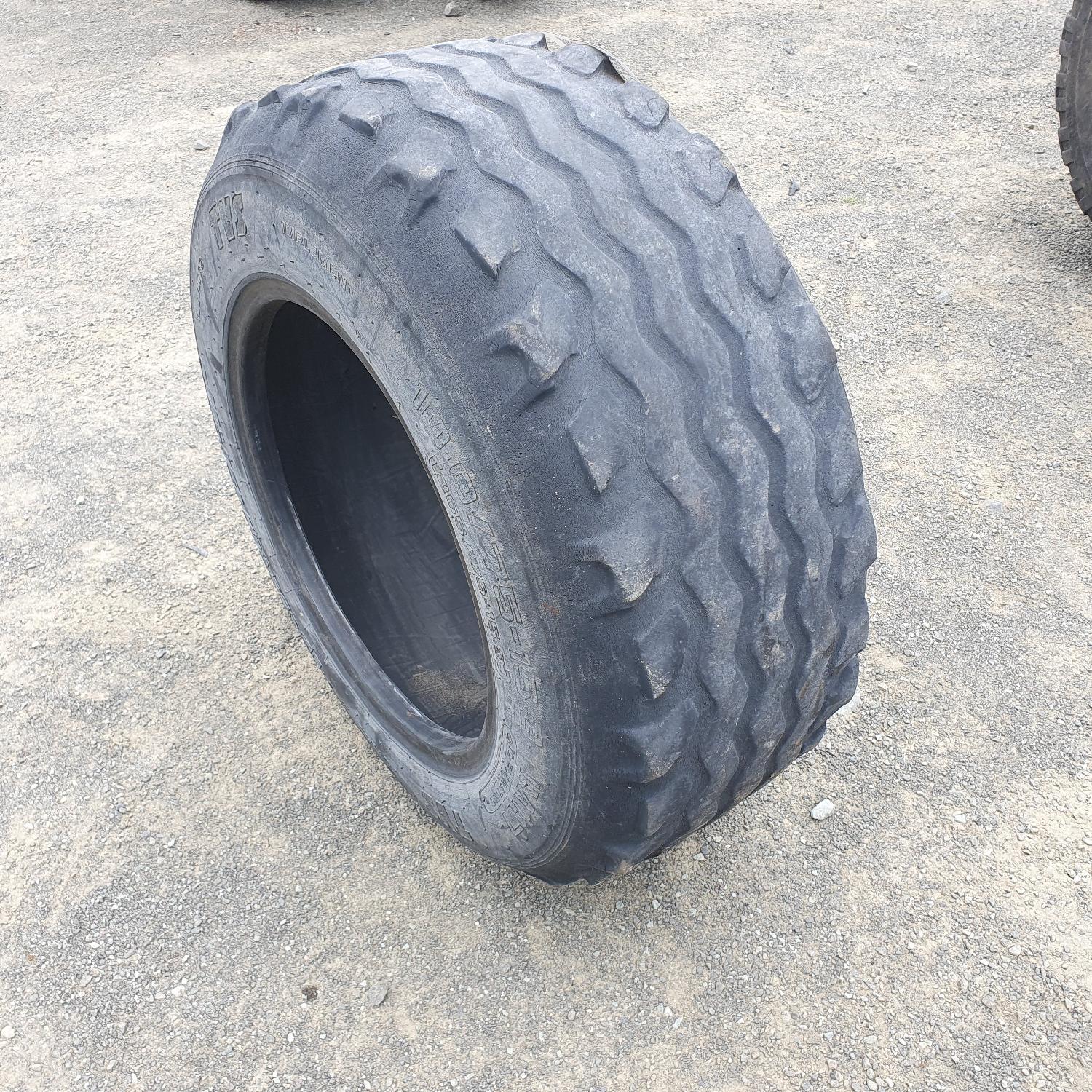  Cauciucuri 10.0/75-15.3 (260/70R15.3) Tvs