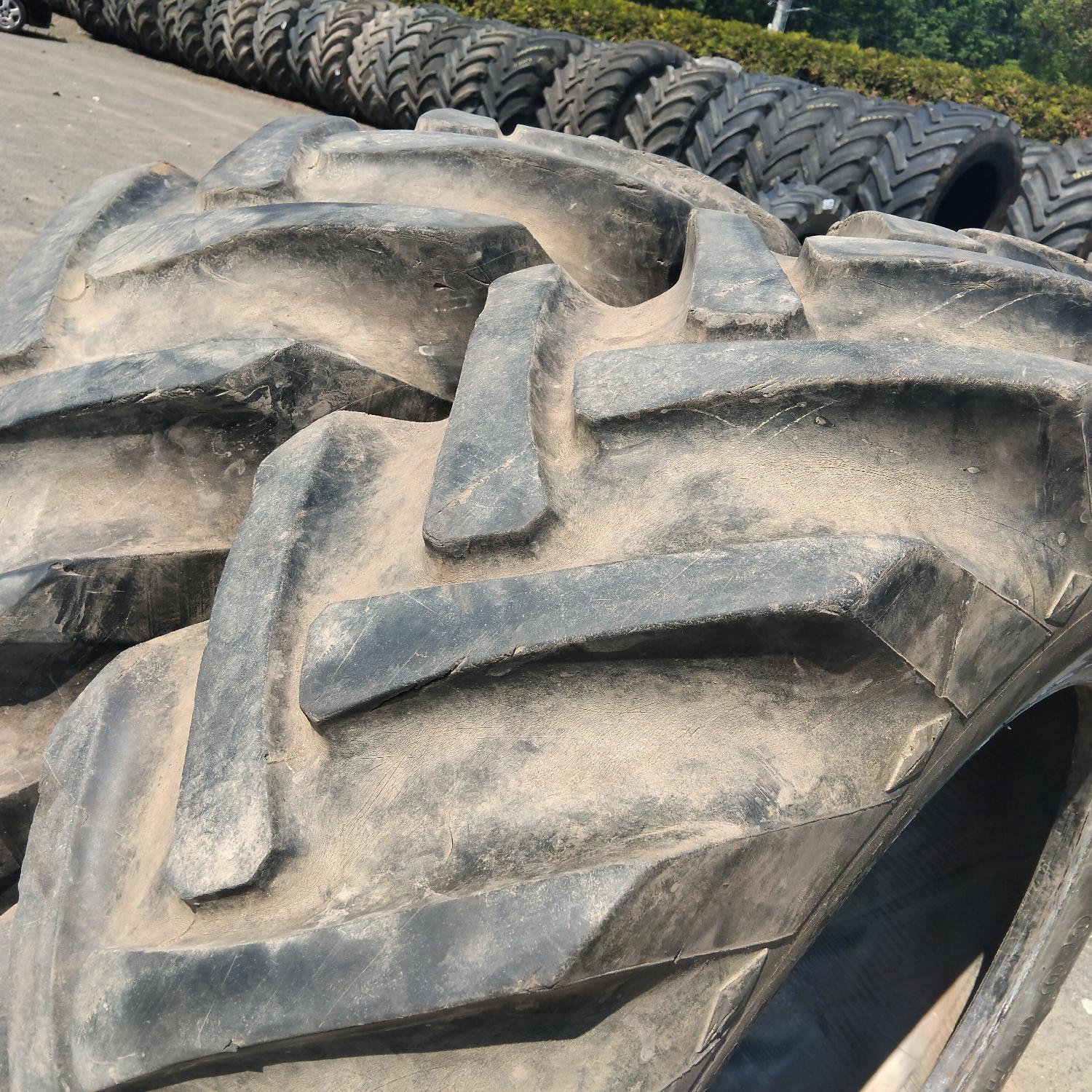  Cauciucuri 14.9-28 (380/85R28) Goodyear