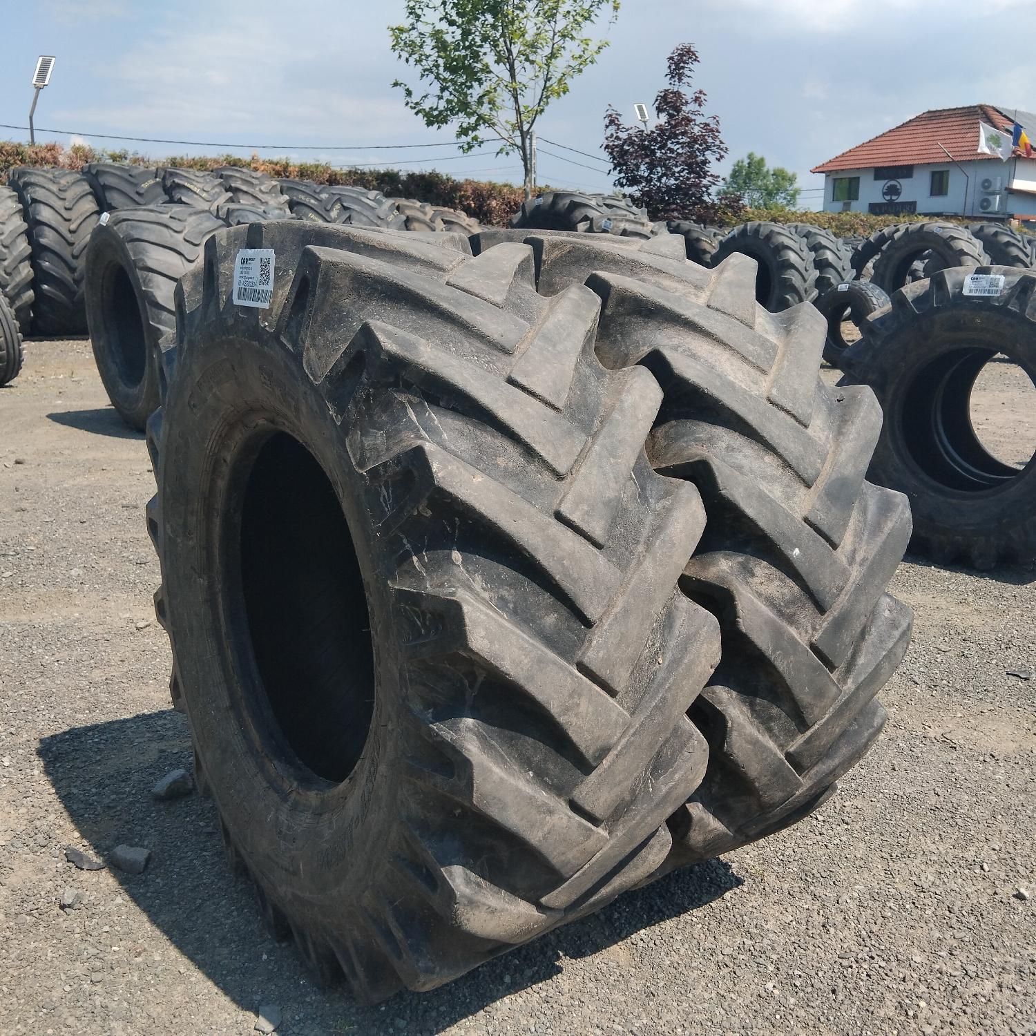  Cauciucuri 11.5/80-15.3  Bkt