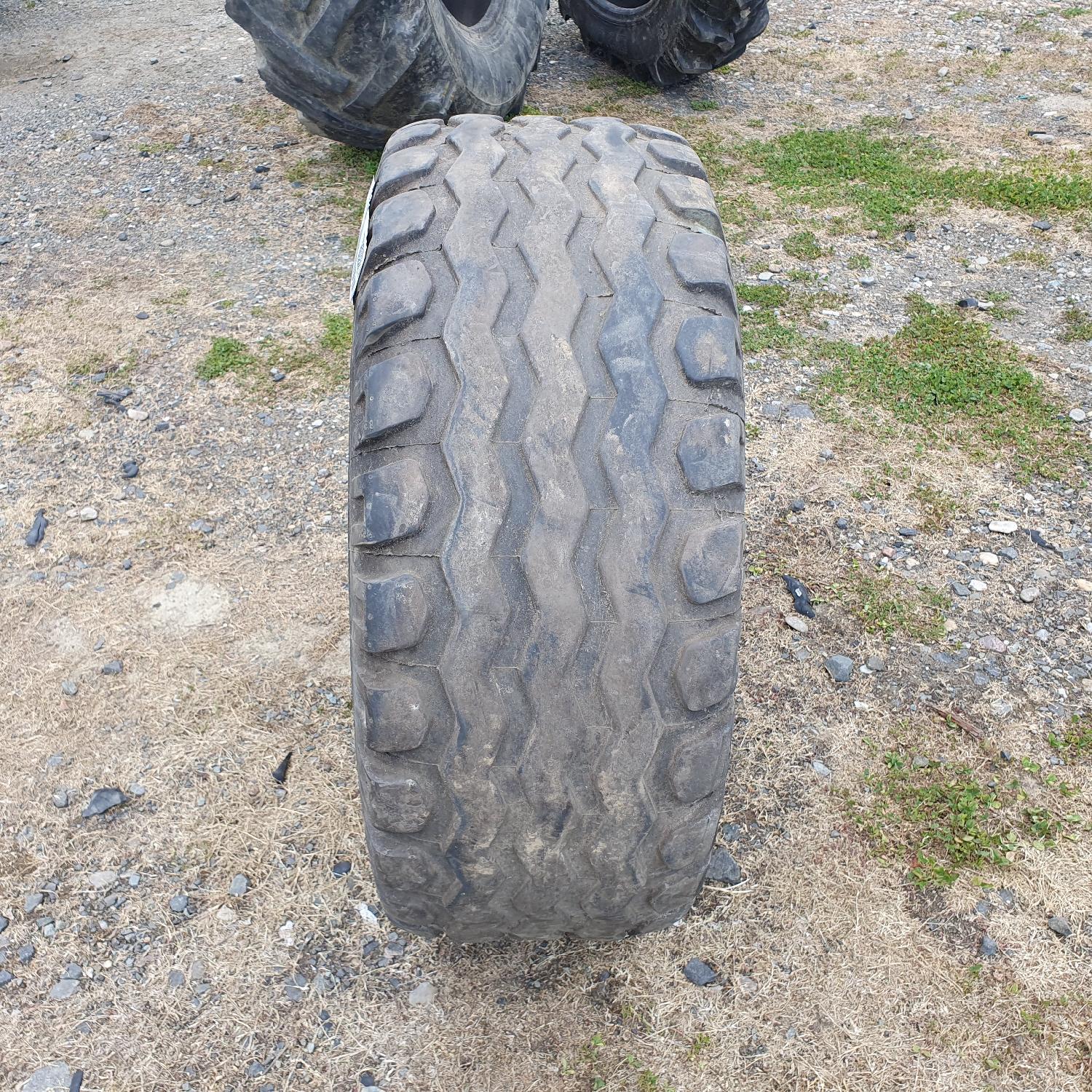  Cauciucuri 11.5/80-15.3  Goodyear