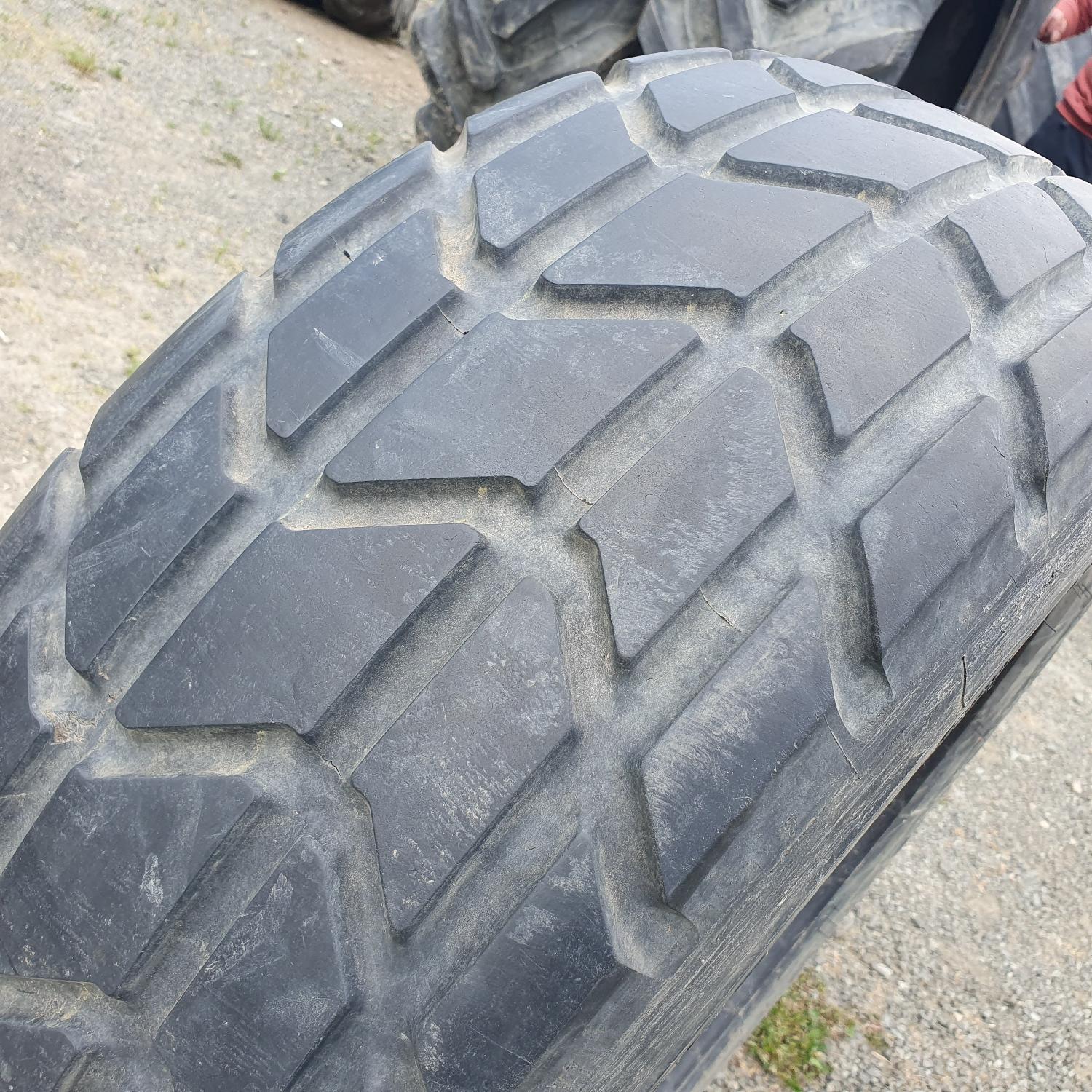  Cauciucuri 275/65R16  Michelin