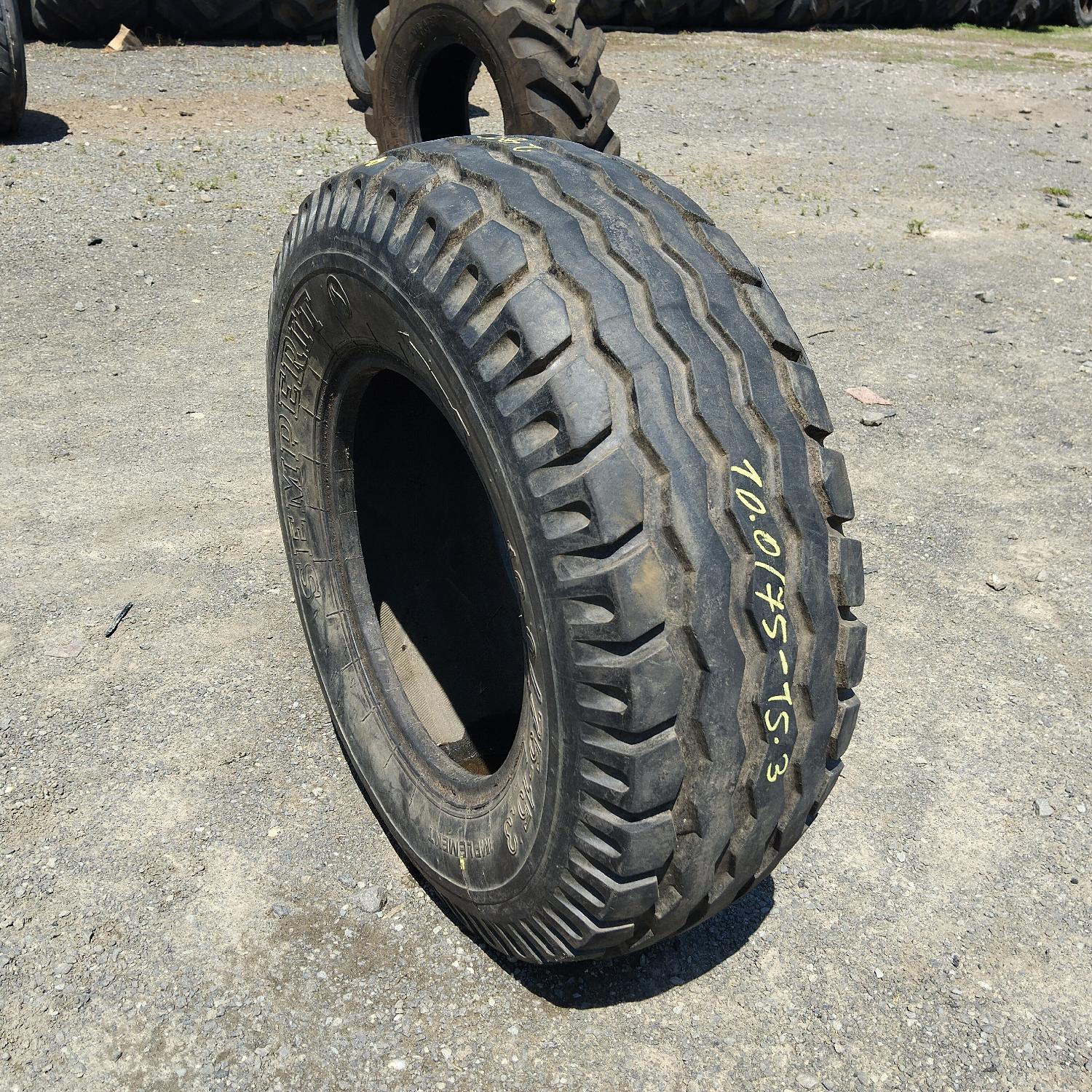  Cauciucuri 10.0/75-15.3 (260/70R15.3) Semperit