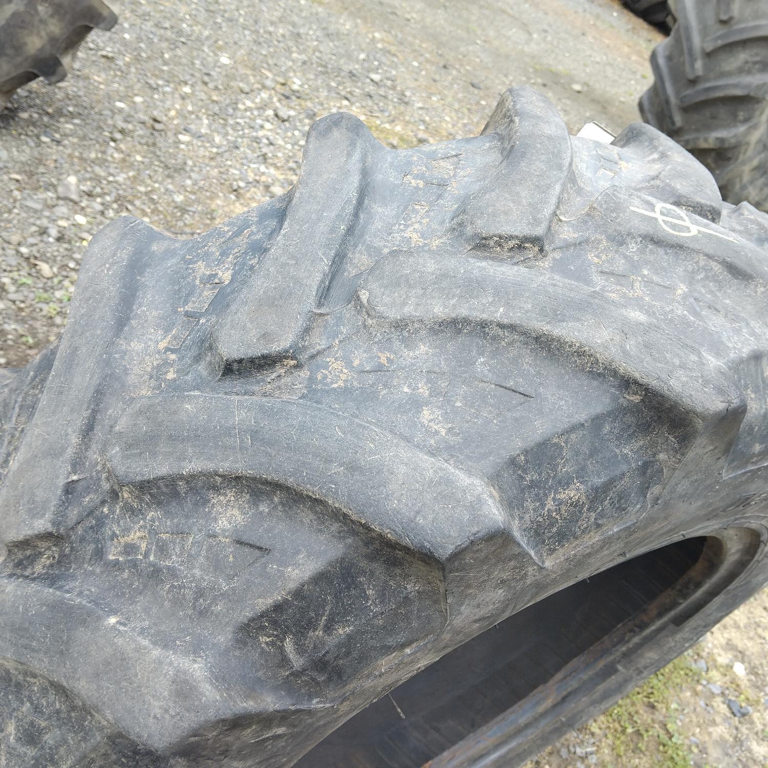  Cauciucuri 320/70R20  Petlas