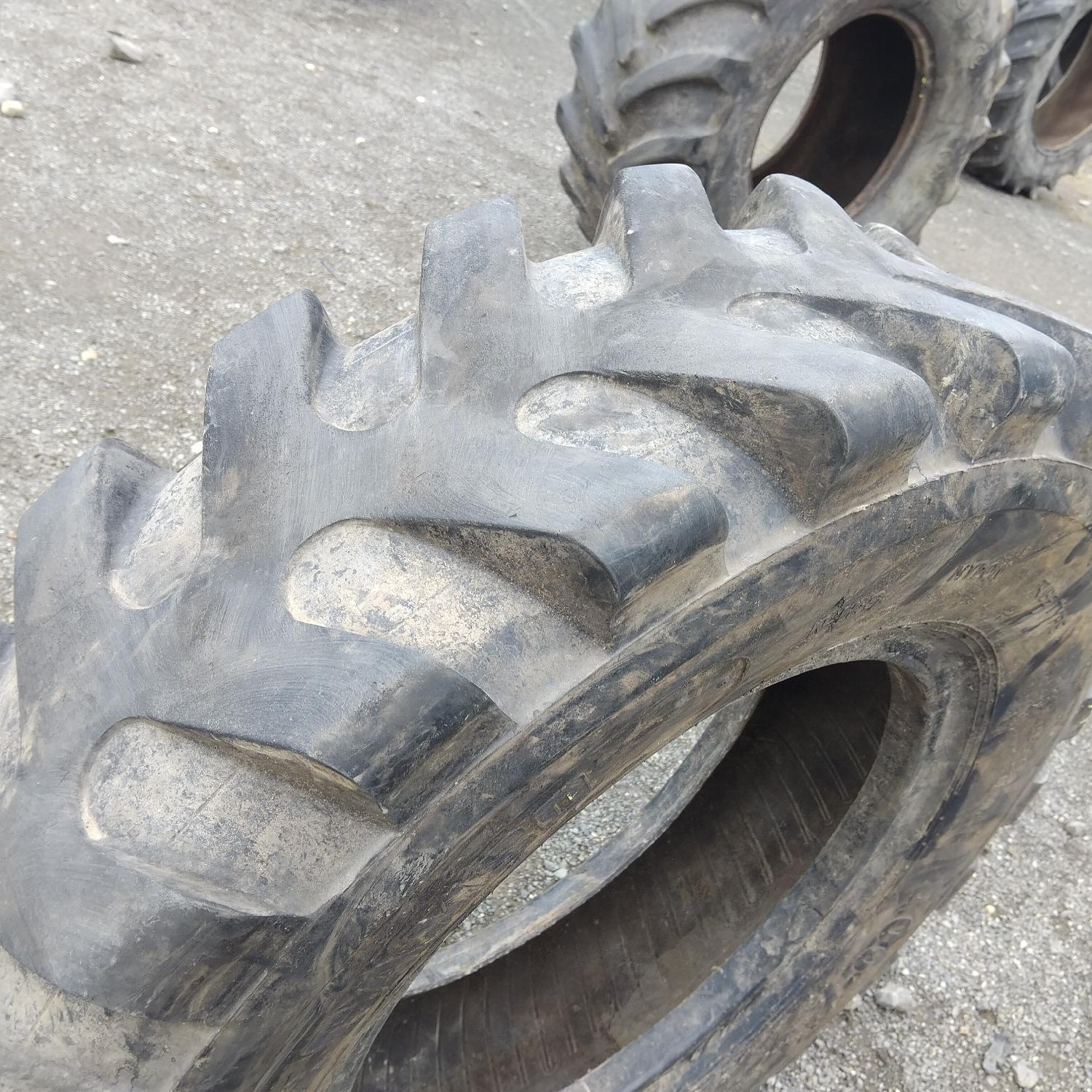  Cauciucuri 9.00-20  Camso