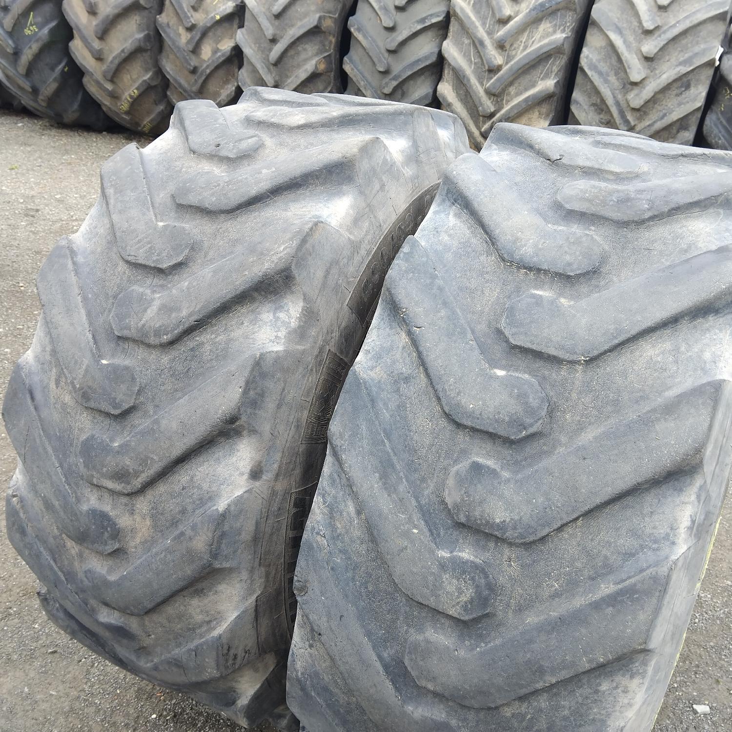  Cauciucuri 400/80-24 (15.5R24) Michelin
