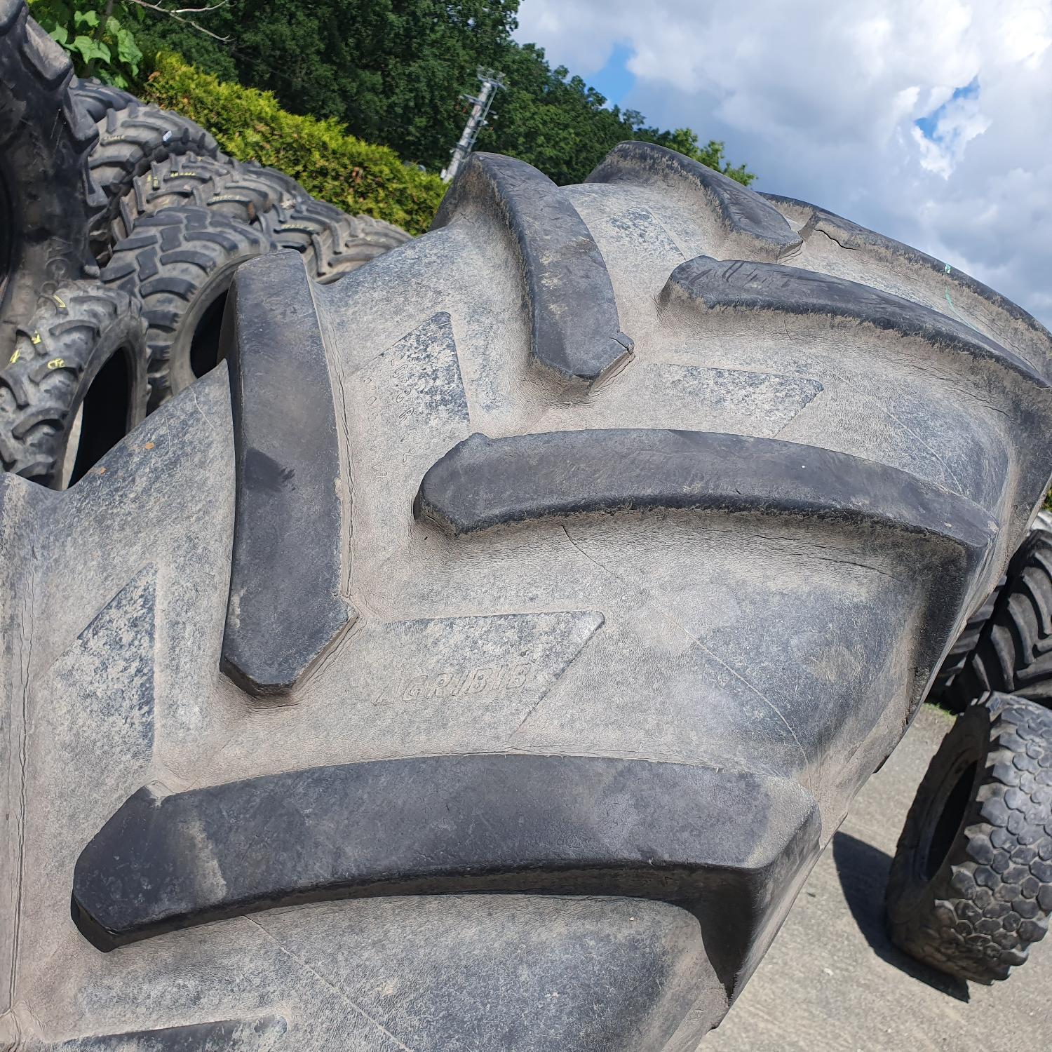 Cauciucuri 520/85R42 (20.8R42) Michelin