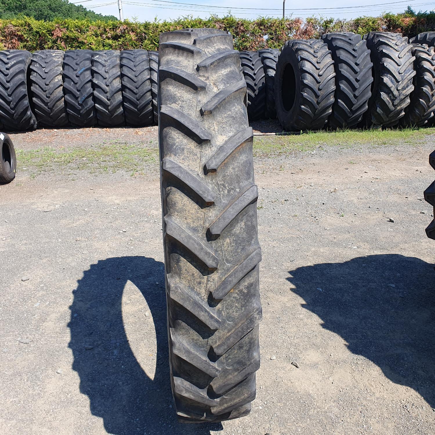  Cauciucuri 300/95R46 (12.4R46) Bkt