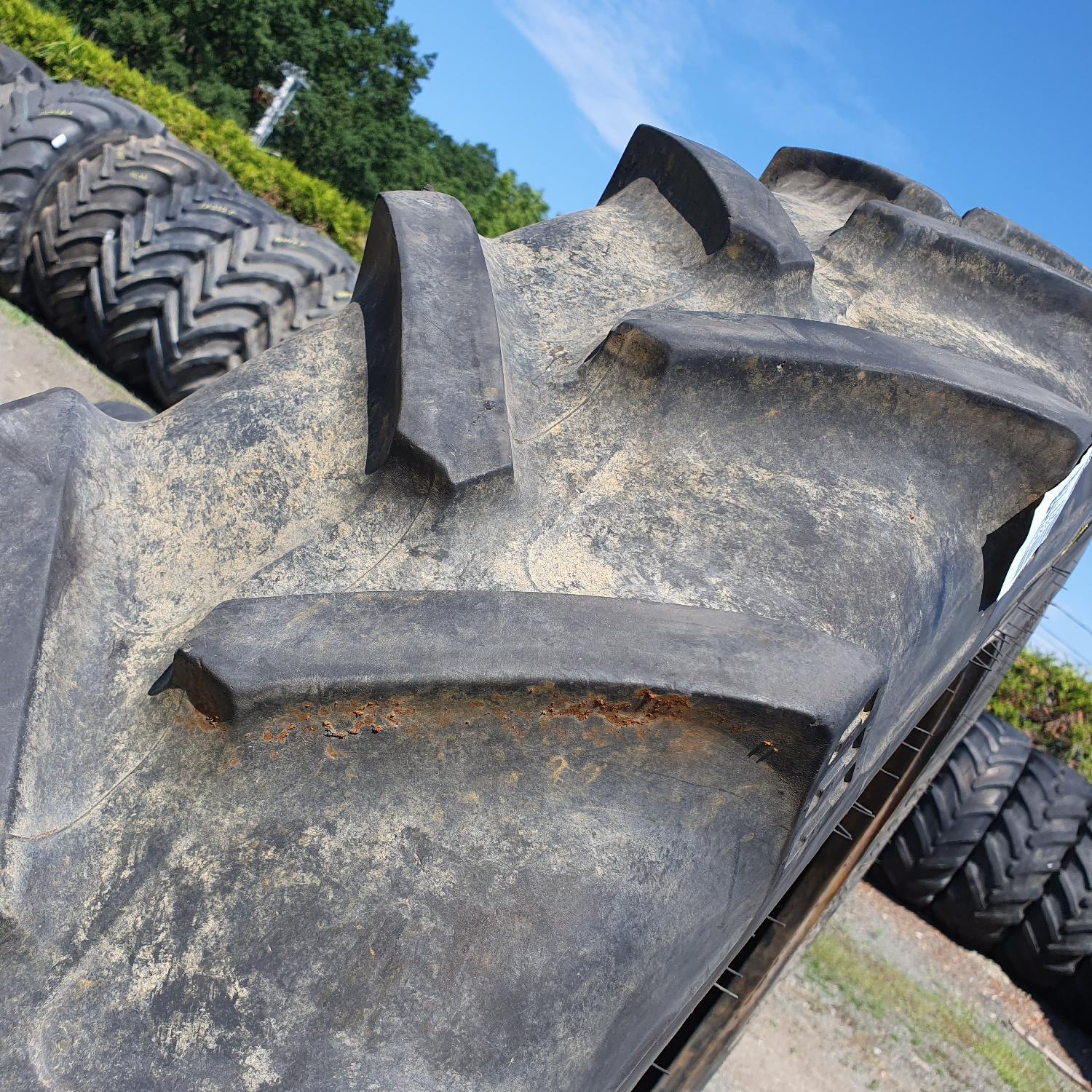  Cauciucuri 300/95R46 (12.4R46) Bkt