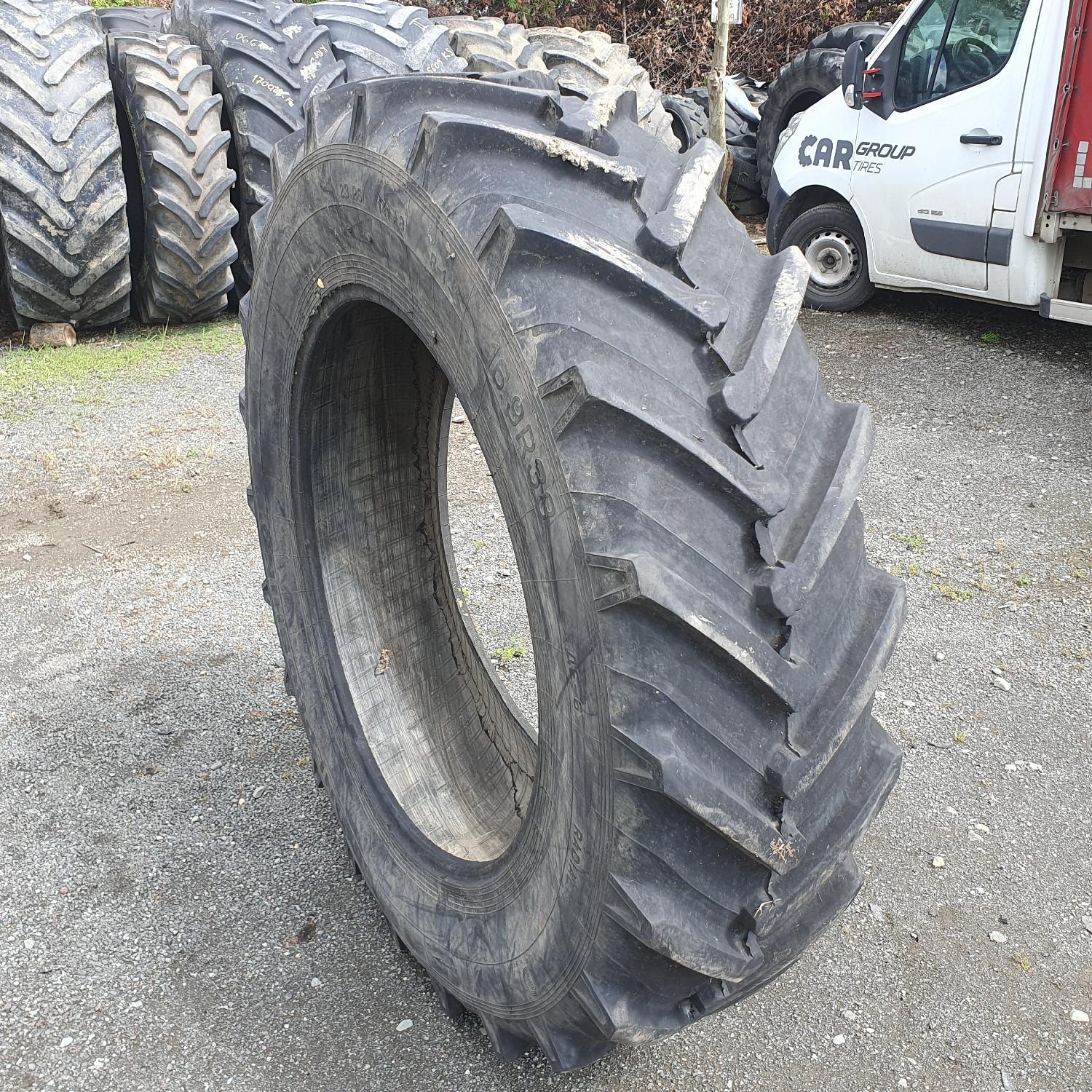  Cauciucuri 16.9R38 (420/85R38) Dneproshina