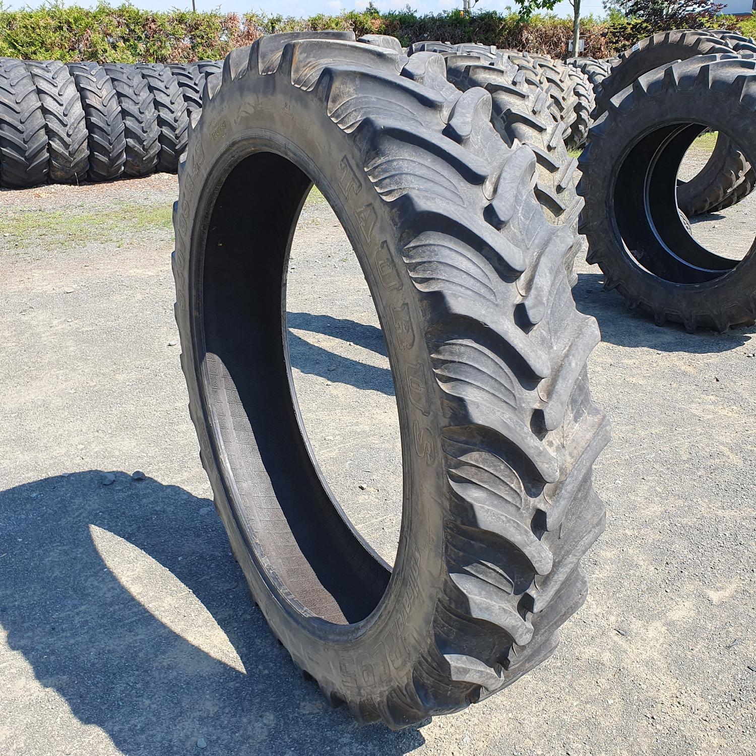  Cauciucuri 340/85R48 (13.6R48) Taurus