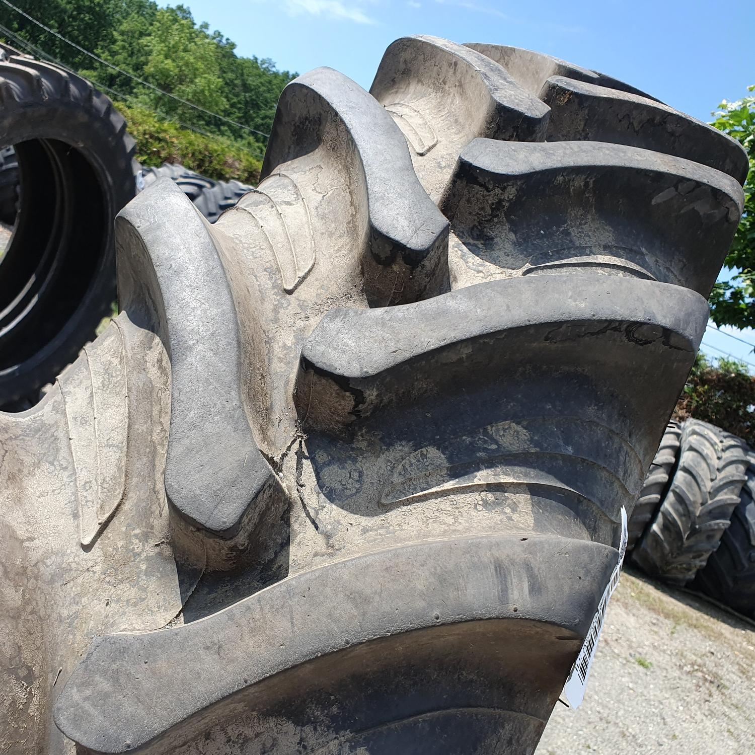  Cauciucuri 380/90R50  Taurus