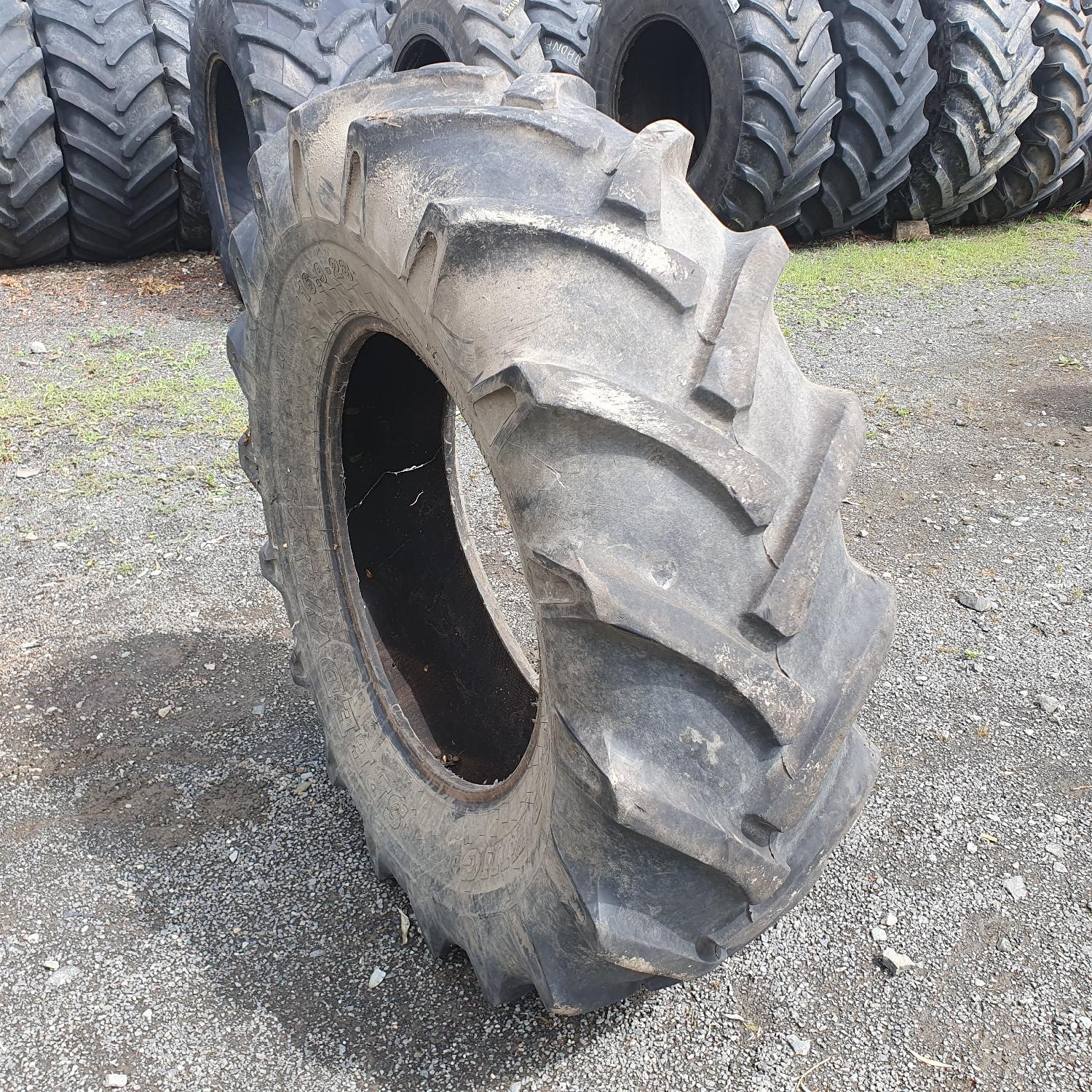  Cauciucuri 16.9-28 (420/85R28) Speedways