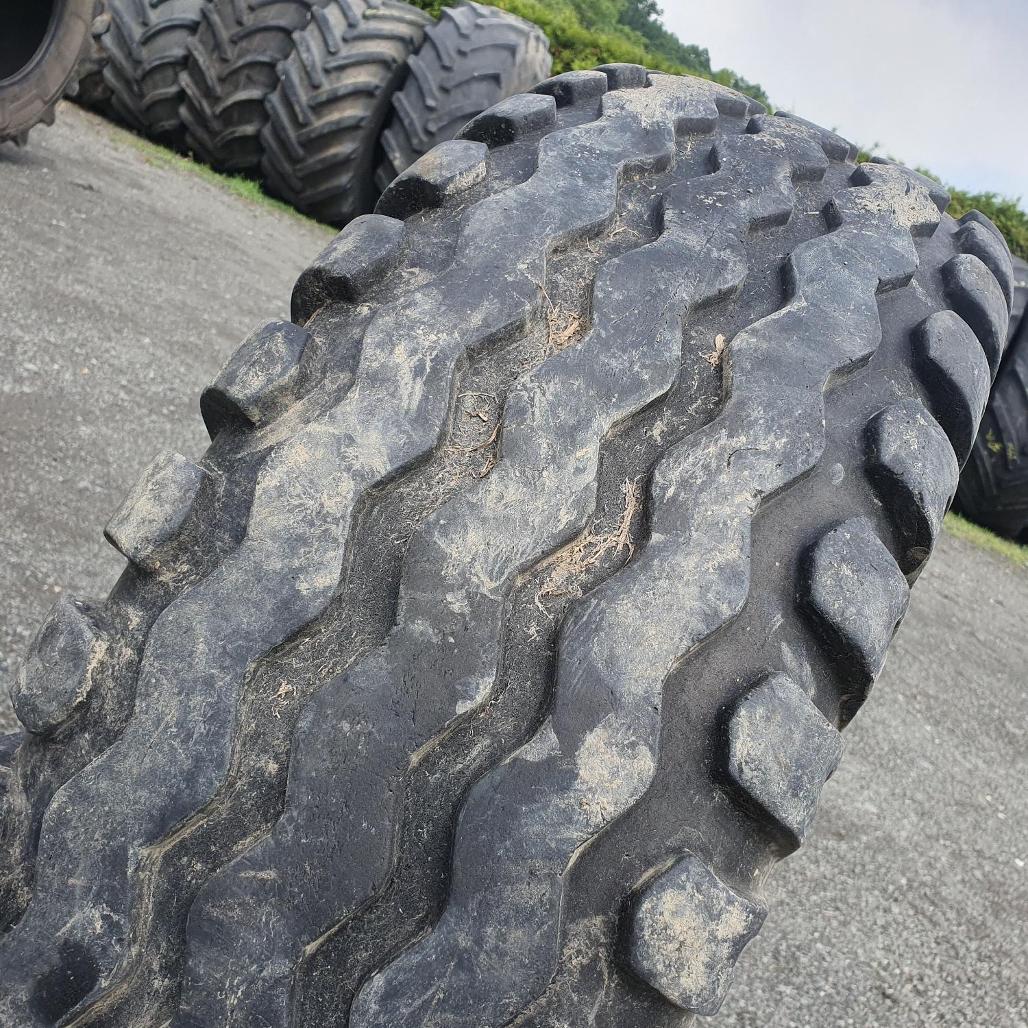  Cauciucuri 12.5/80-18 (12.5R18) Seha