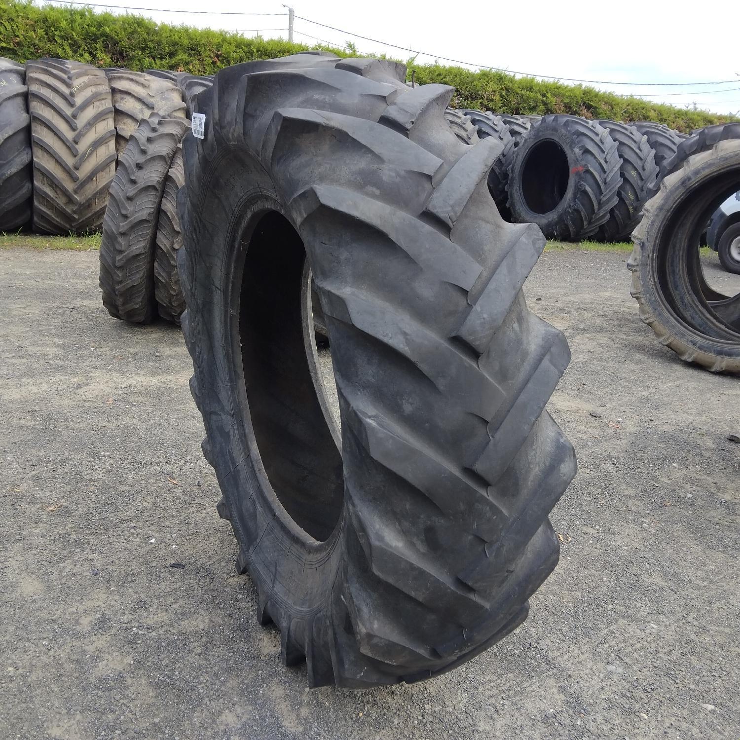  Cauciucuri 16.9-30 (420/85R30) Barum