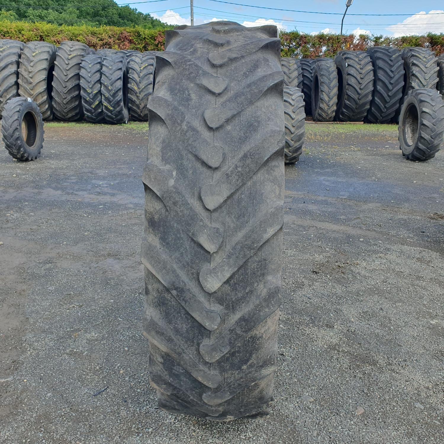  Cauciucuri 15.5-38 (400/75R38) Voltyre