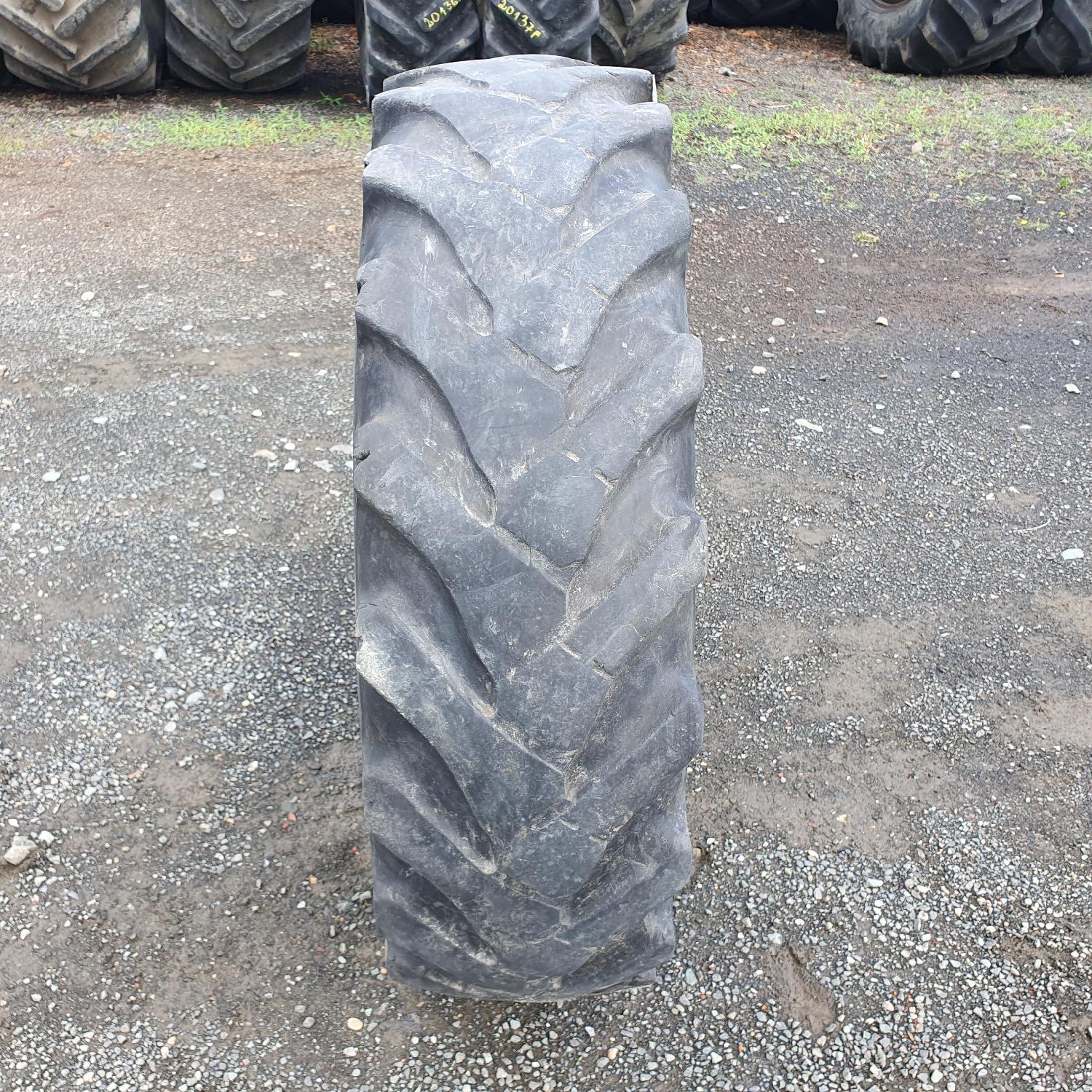  Cauciucuri 10.5-20 (280/80R20) Bkt