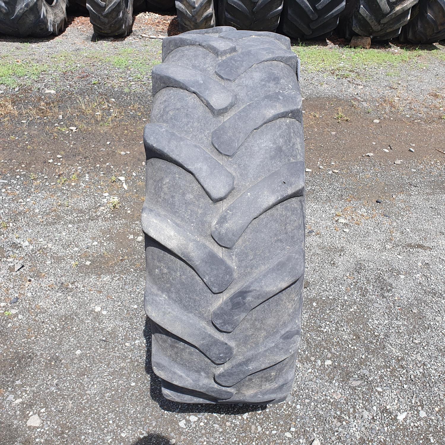  Cauciucuri 360/70R24  Belshina