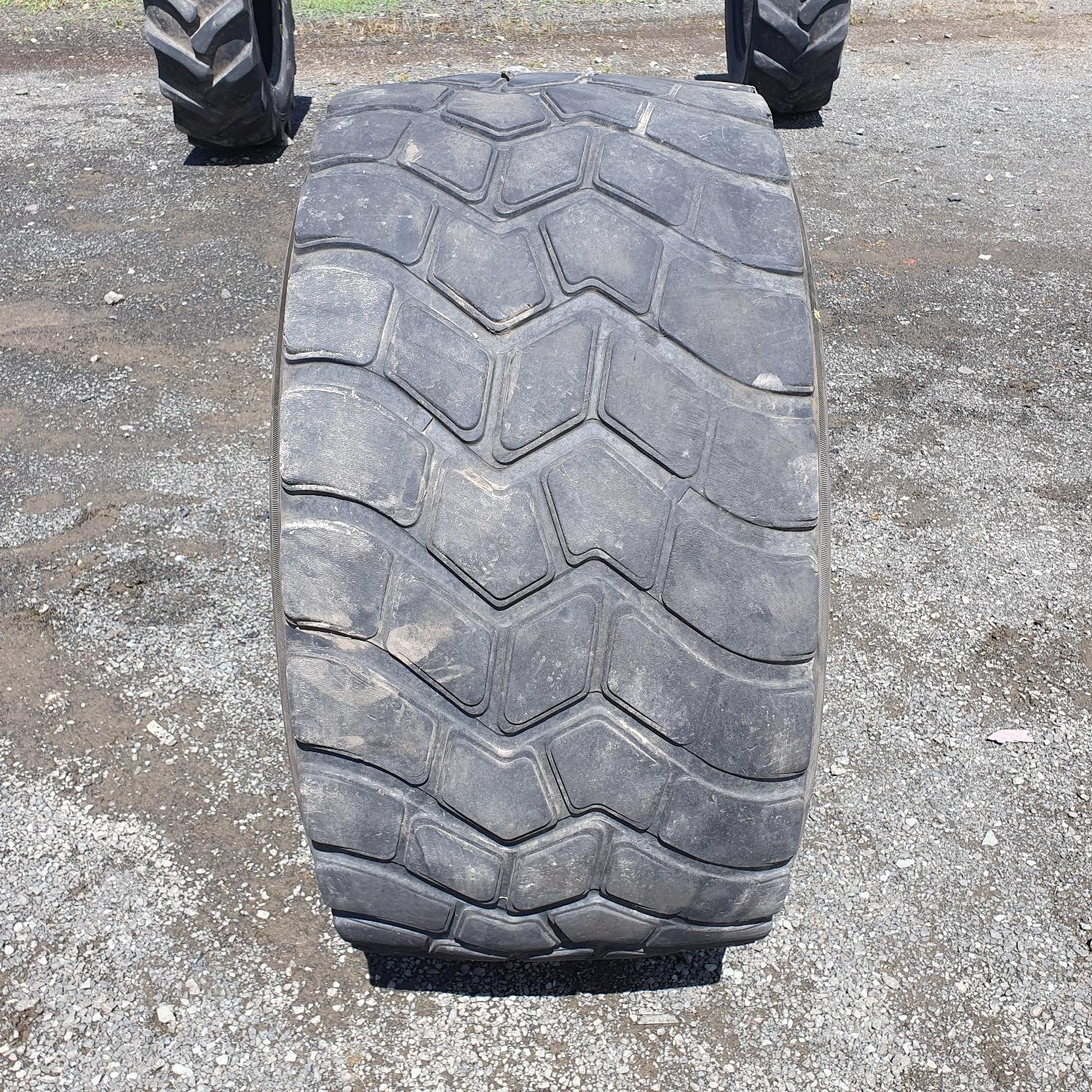  Cauciucuri 445/45R19.5  Leao