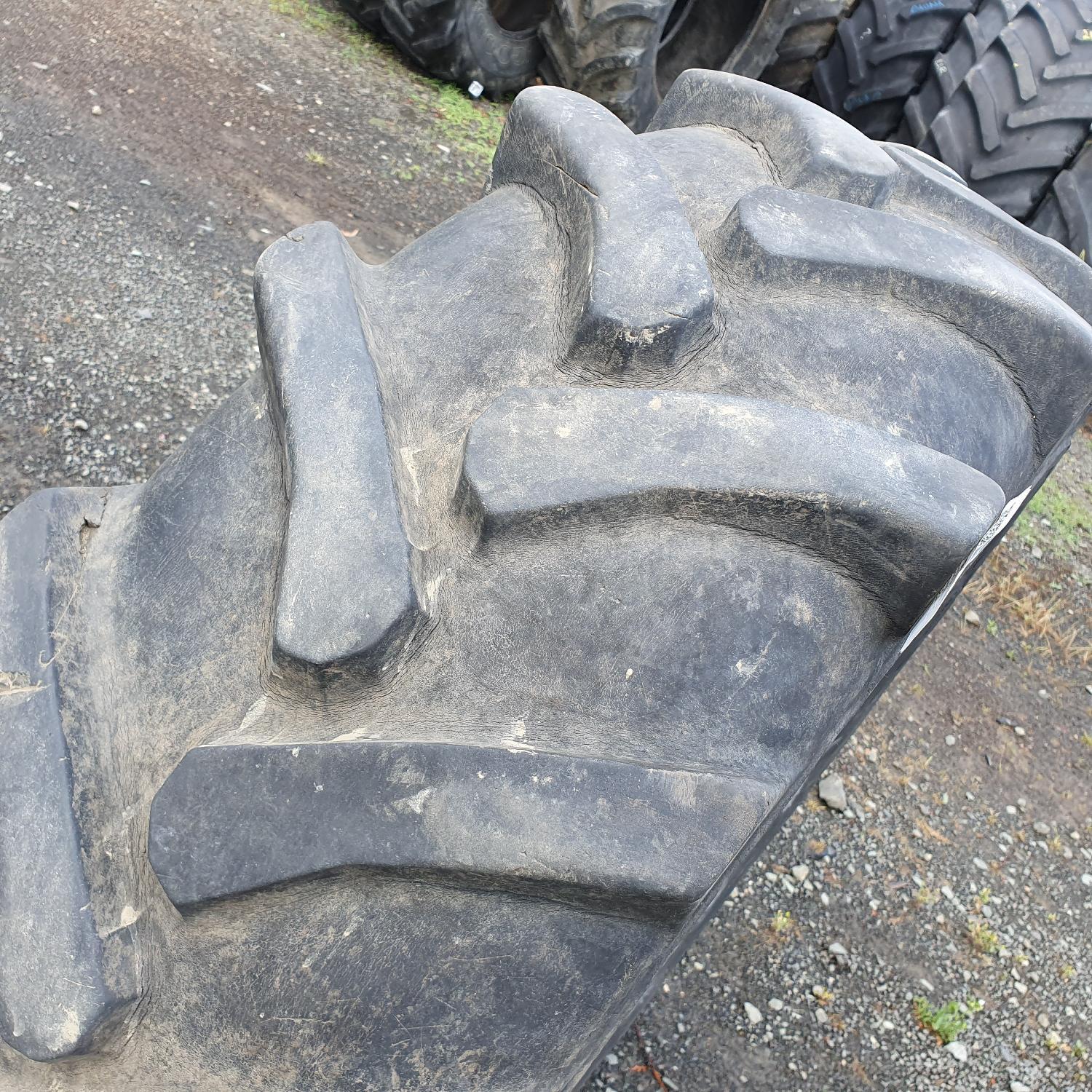  Cauciucuri 360/70R24  Belshina