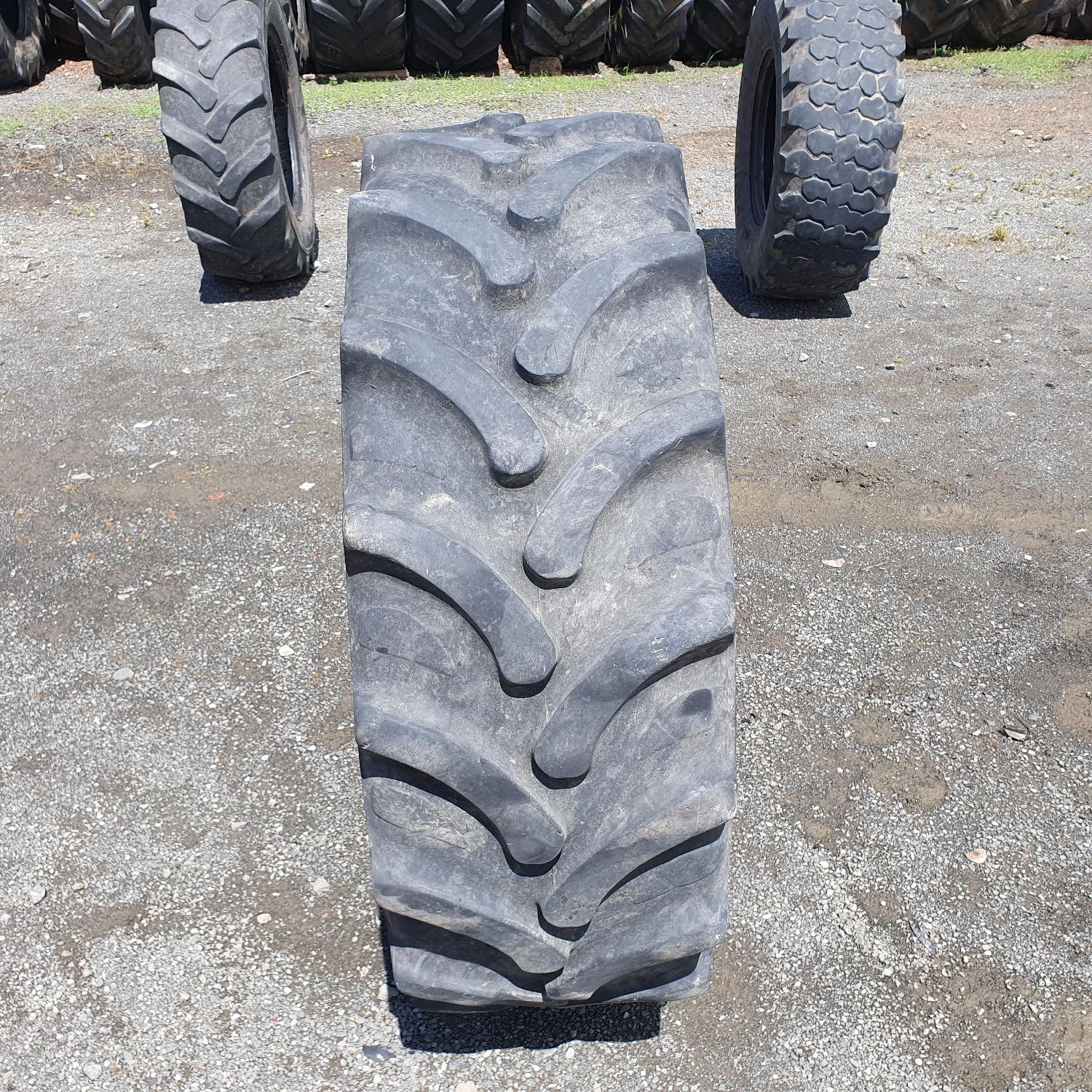  Cauciucuri 360/70R24  Linglong