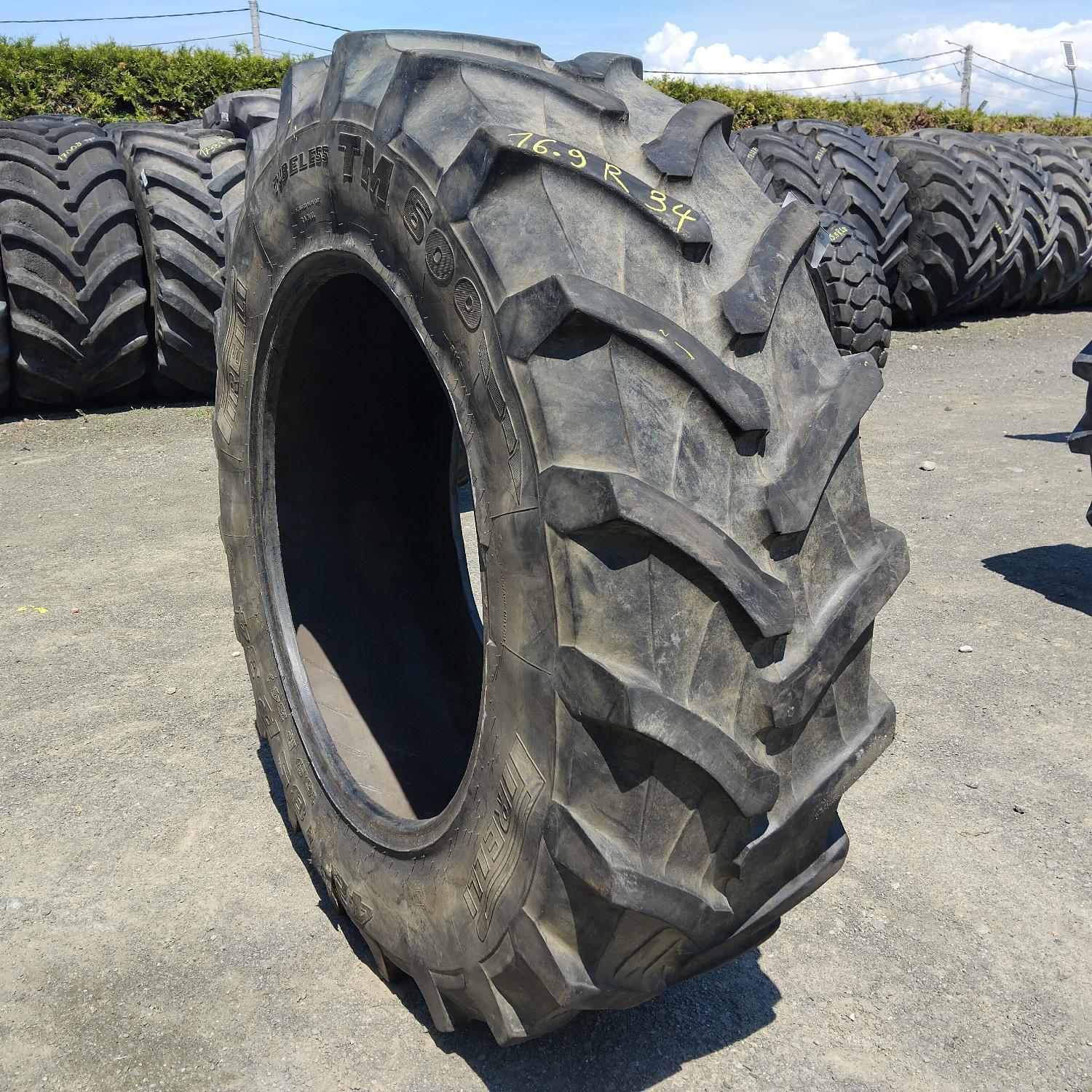  Cauciucuri 16.9R34 (420/85R34) Pirelli