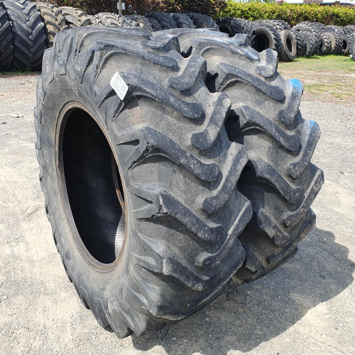  Cauciucuri 18.4-30 (460/85R30) Pirelli
