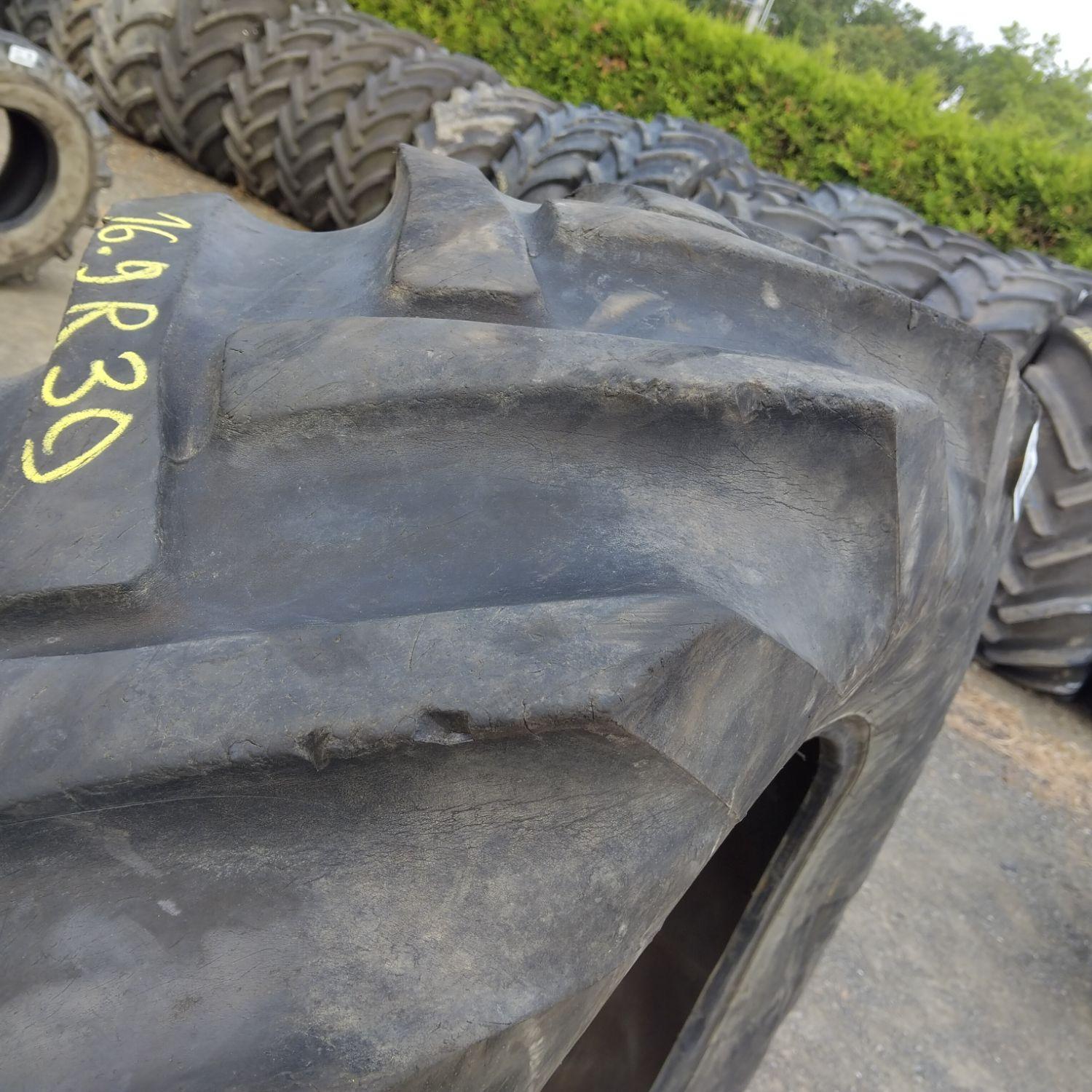 Cauciucuri 16.9-30 (420/85R30) Goodyear